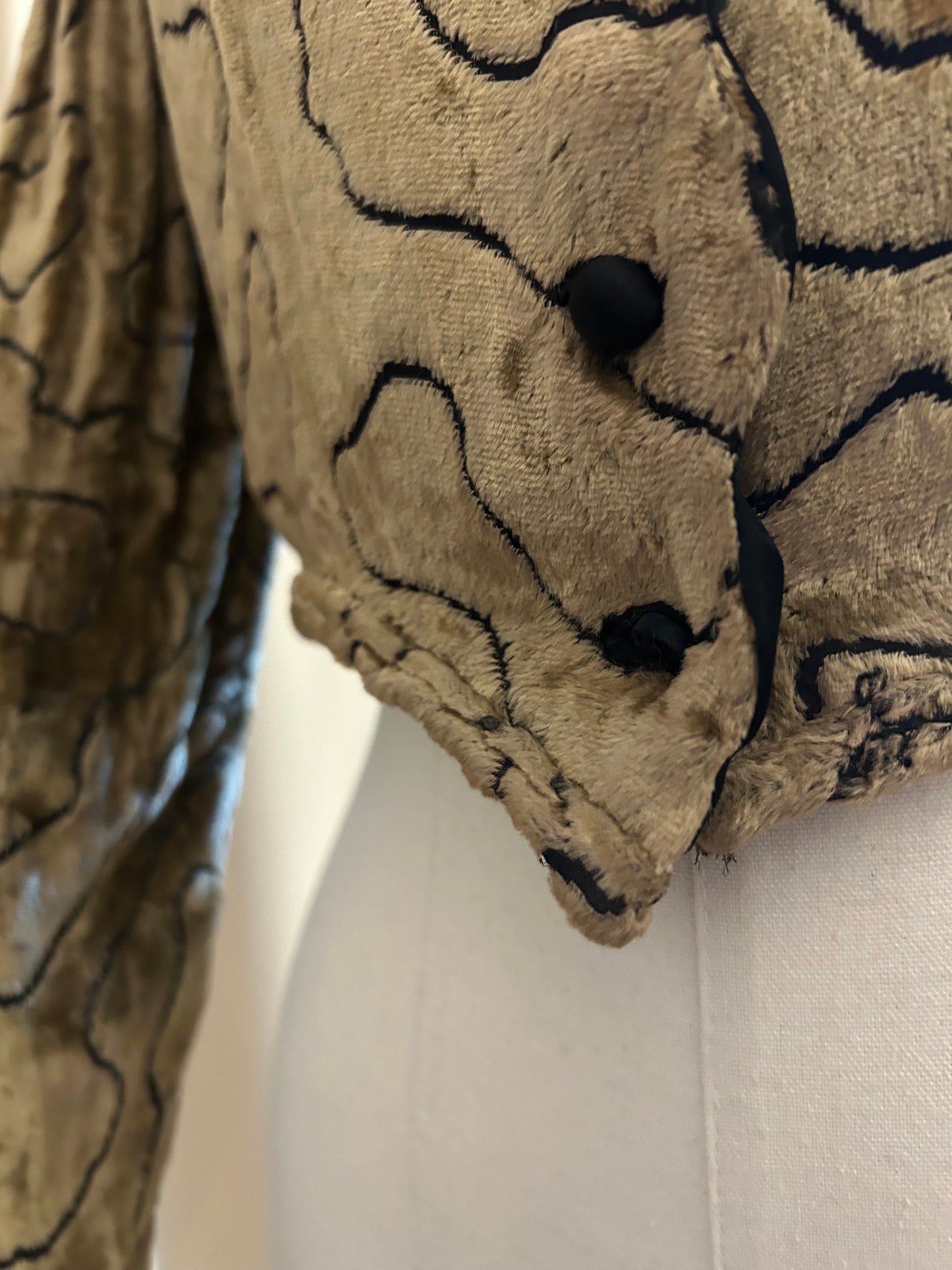 1920s Gold Silk Velvet Jacket