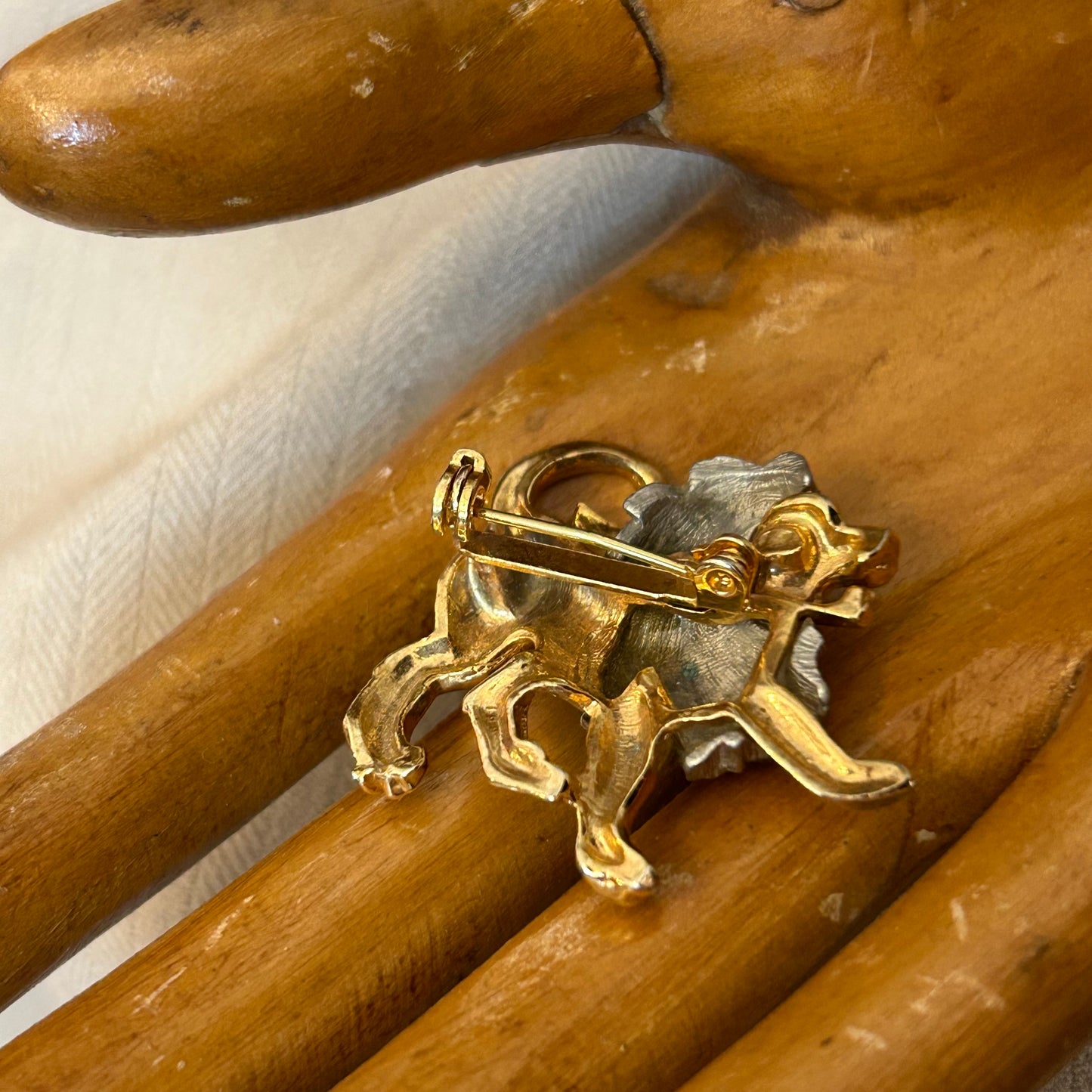 Lion Brooch