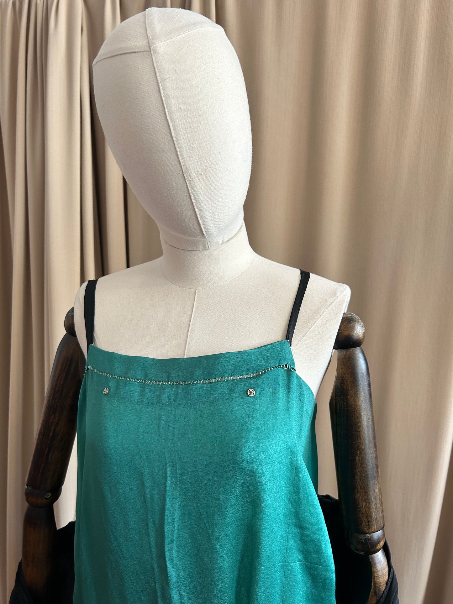 30s Teal and Black Ensemble