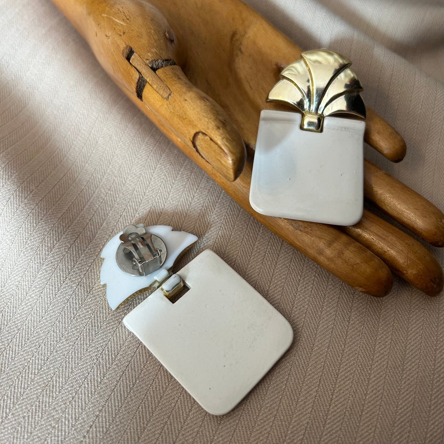Gold And White Door Knocker Clip On