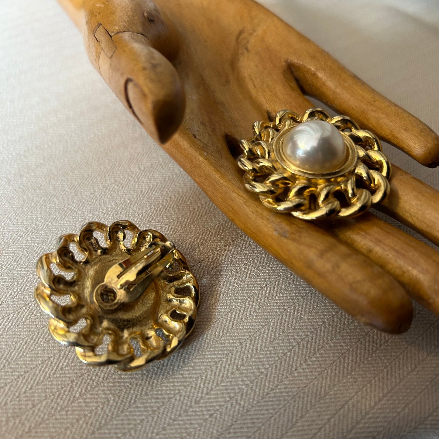 Pearl Centred Statement Clip Ons