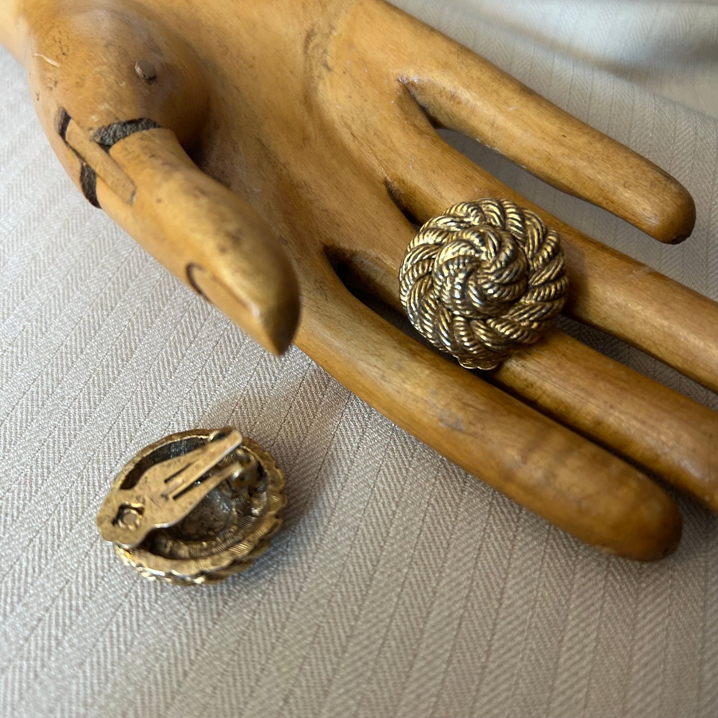 Piled Rope Clip On