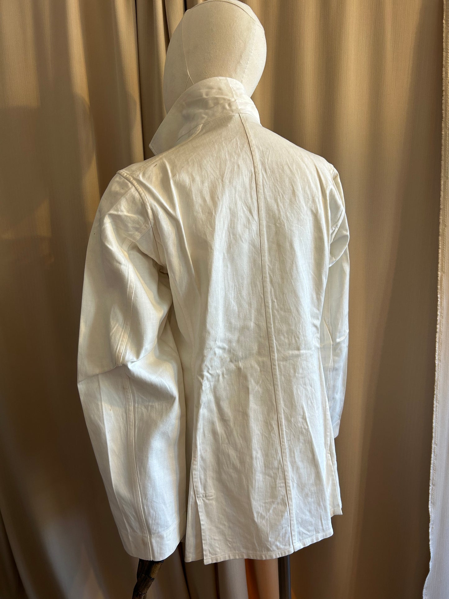 CC41 White Workwear Jacket