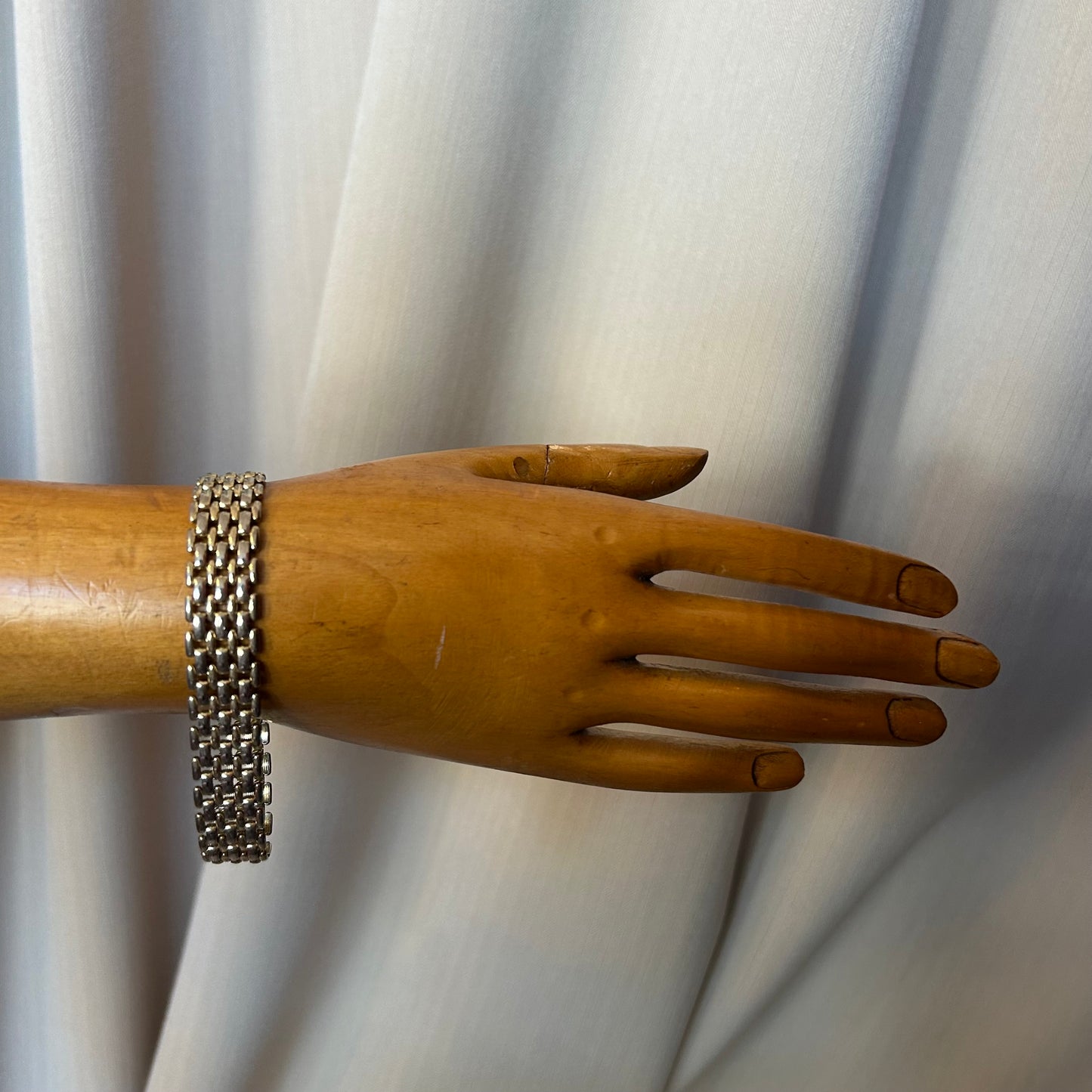 Narrow Mesh Brick Link Bracelet