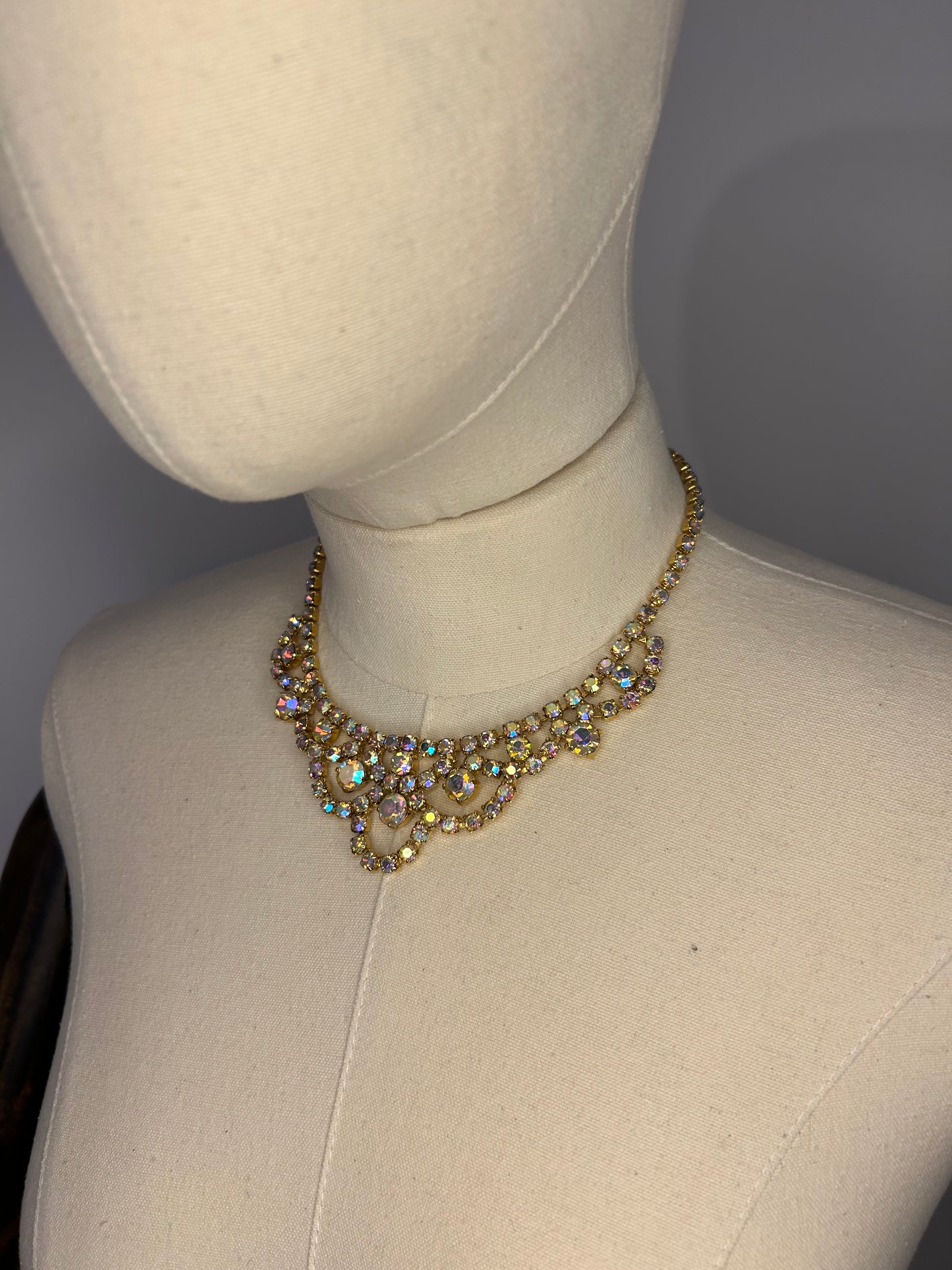 Diamanté Scallop Necklace