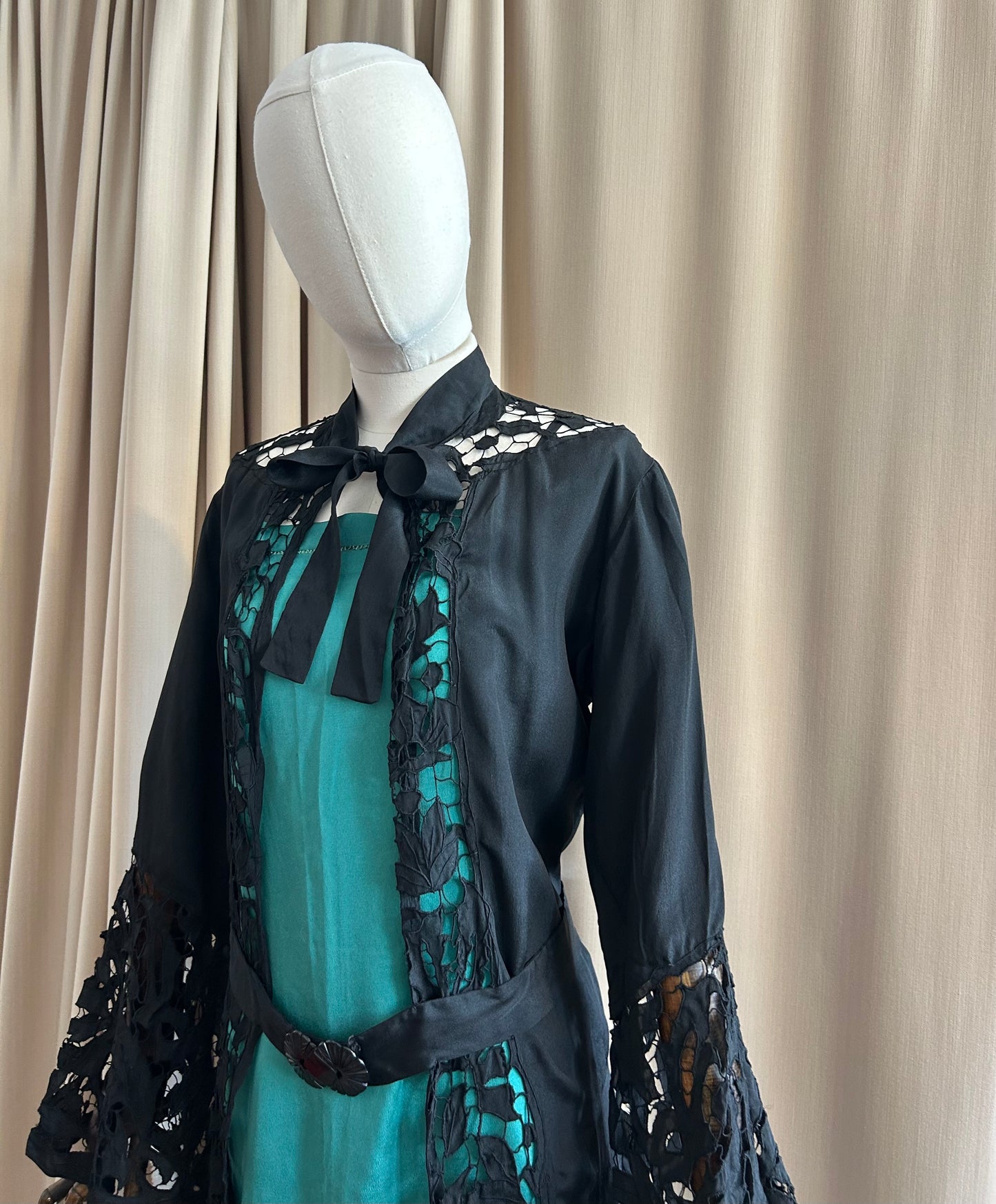 30s Teal and Black Ensemble