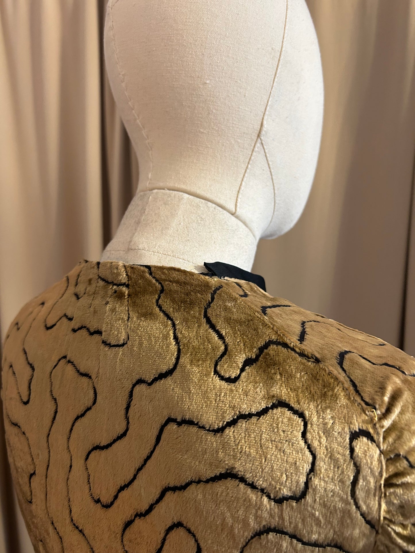 1920s Gold Silk Velvet Jacket