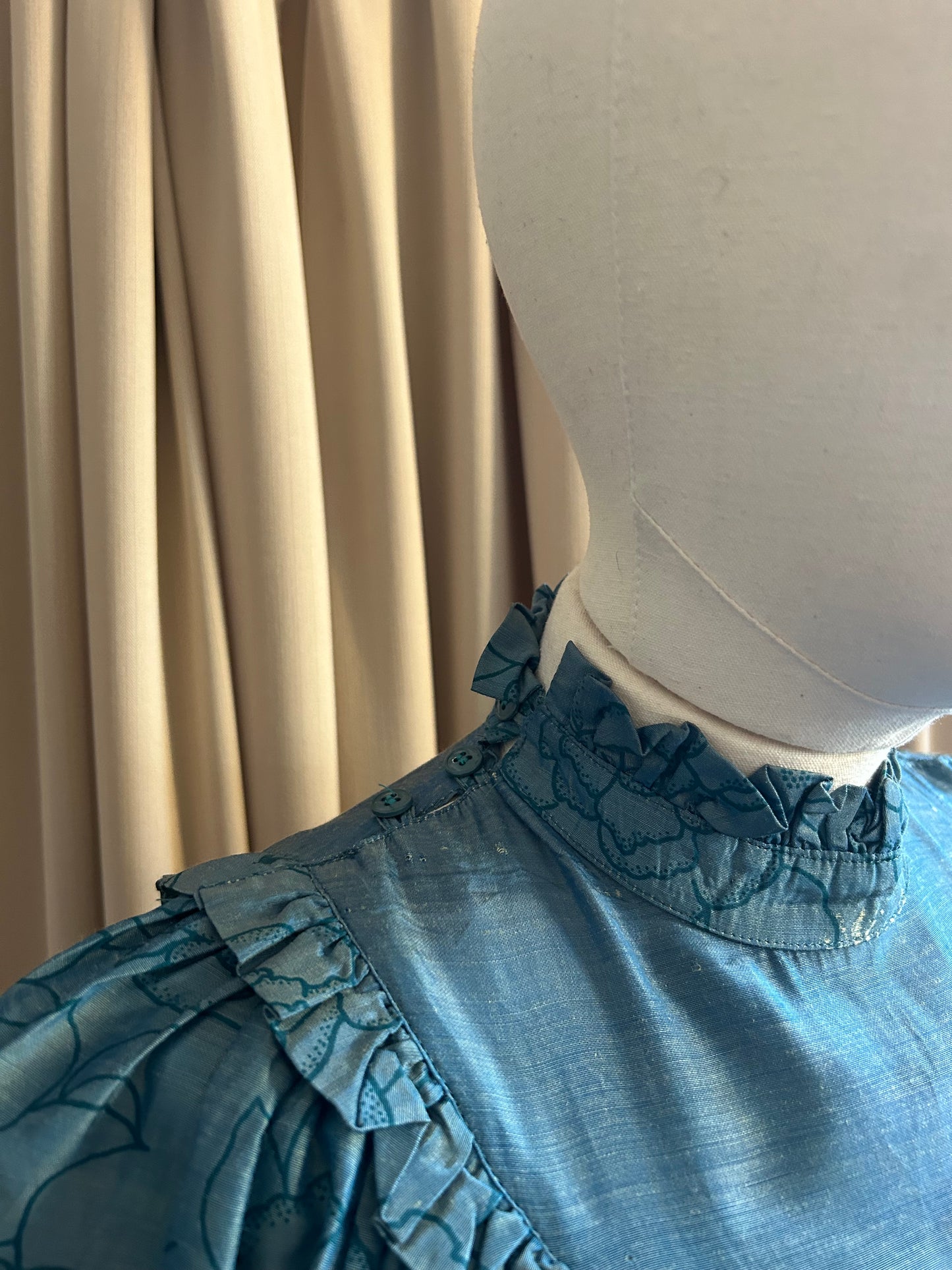 French Balloon Sleeve Smock Dress