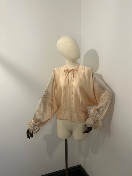 Dusty Pink Balloon Sleeve Blouse