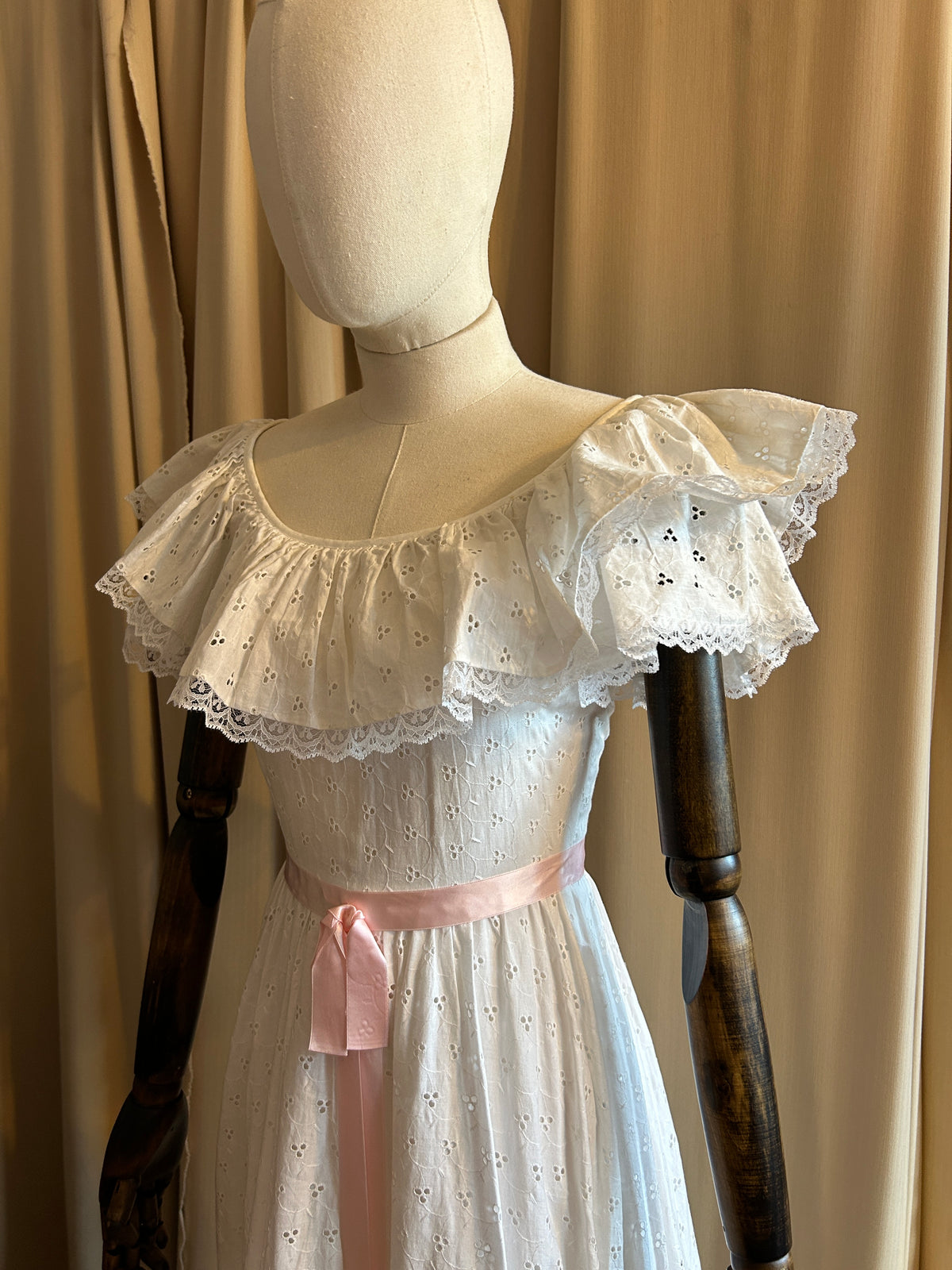 Brodierie Anglais Gown