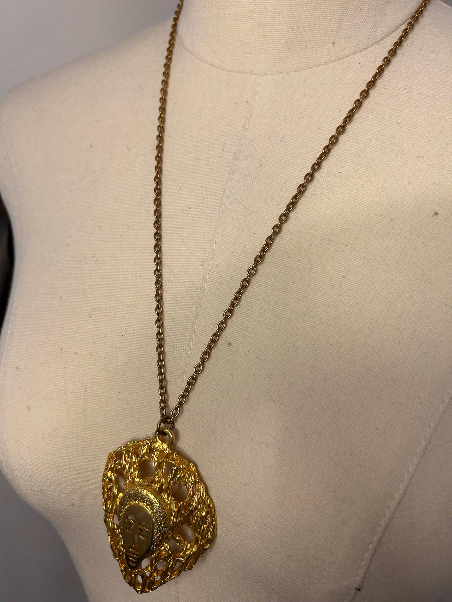 Gold Tone Oval Face Necklace