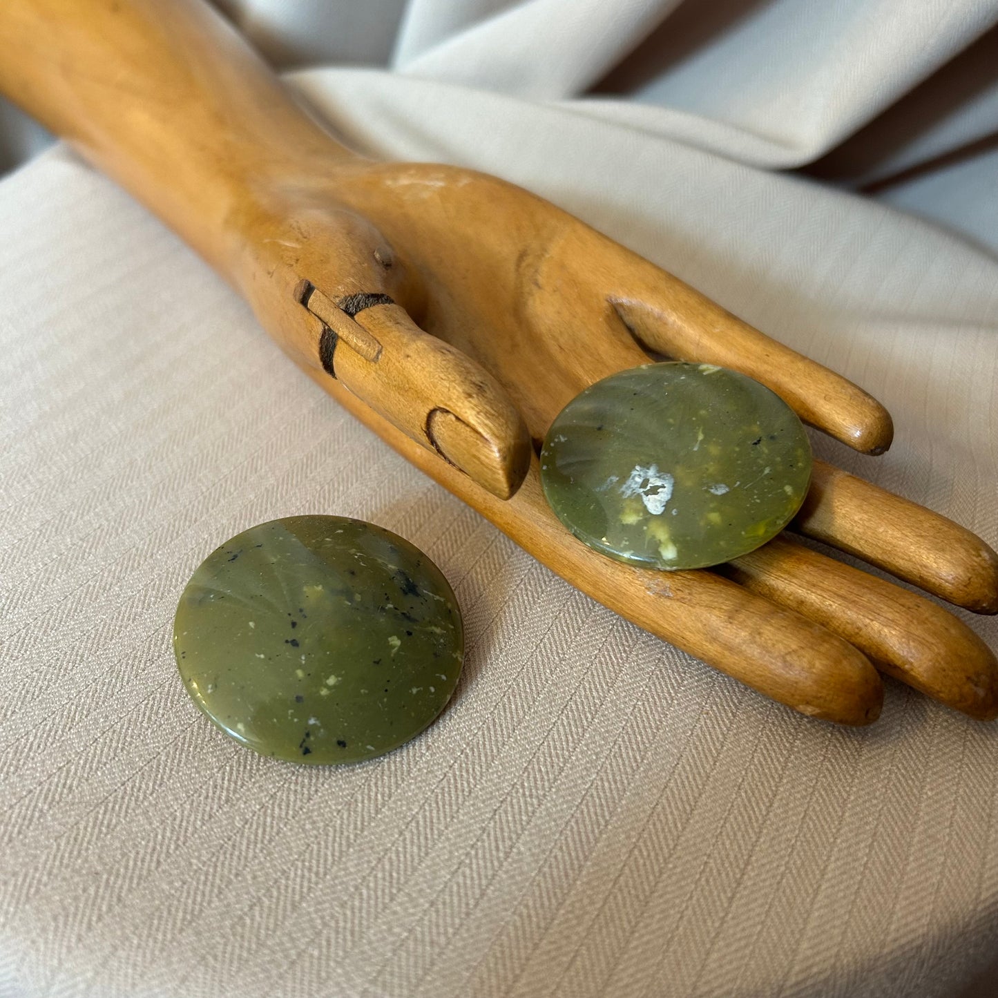 Lucite Green Slap Clip On