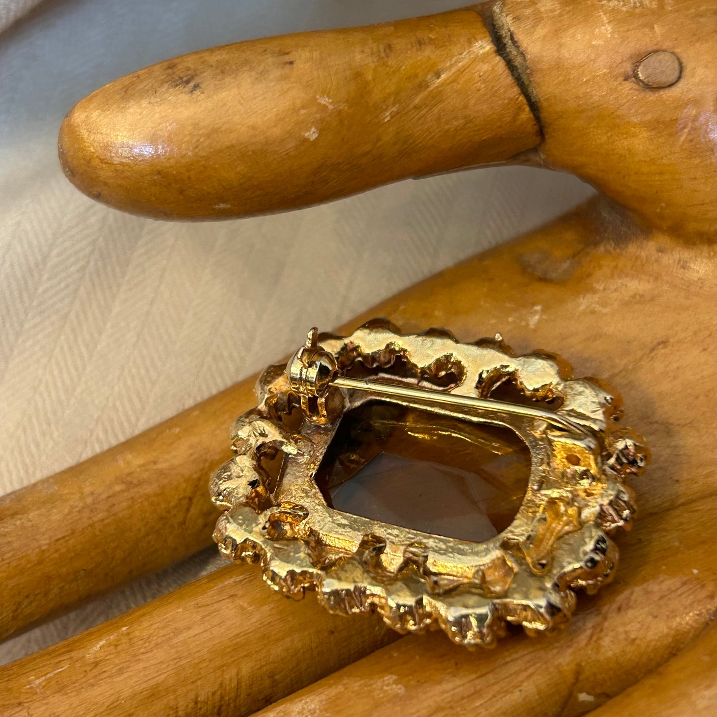 Brown Jewel Brooch