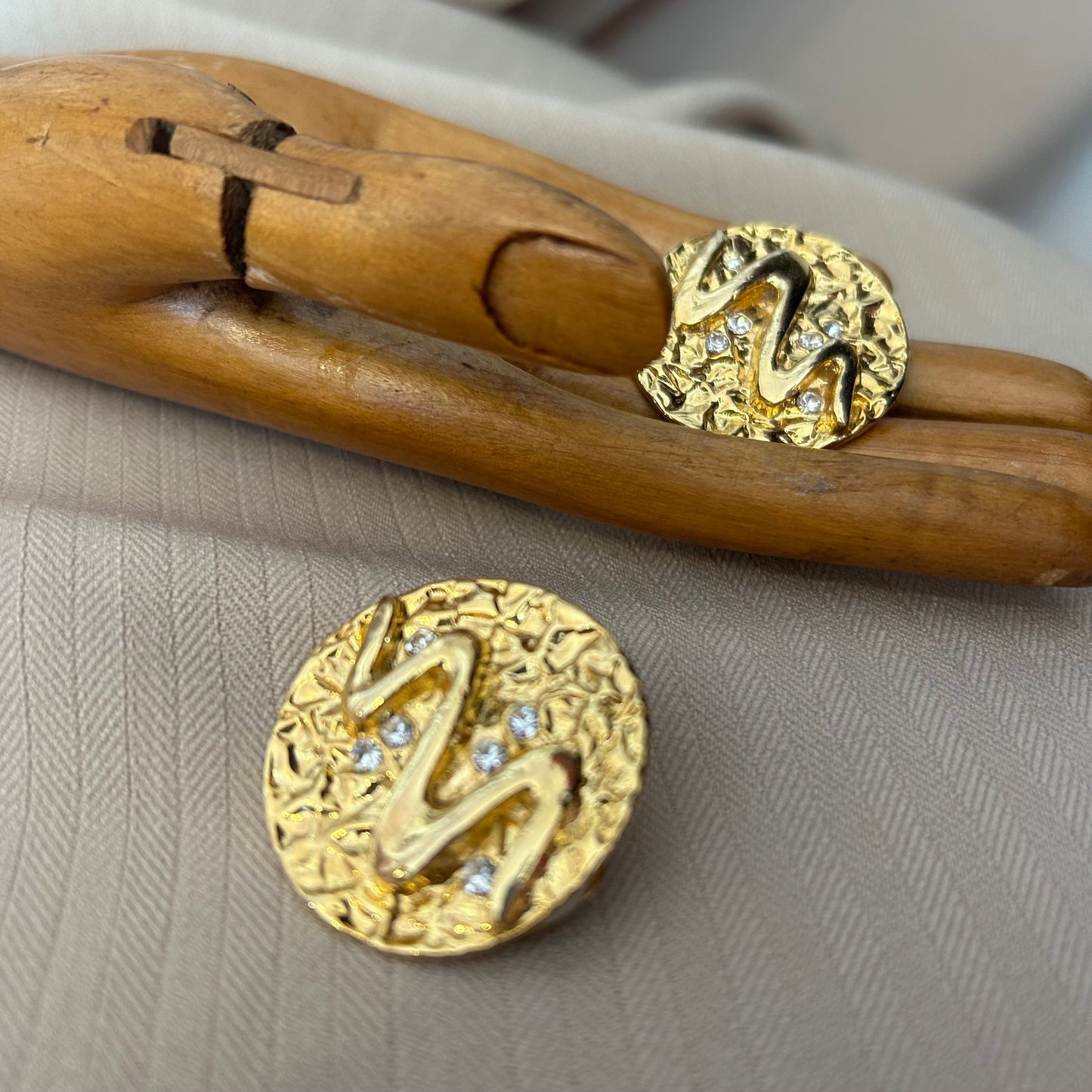Gold Circle Squiggle Clip On