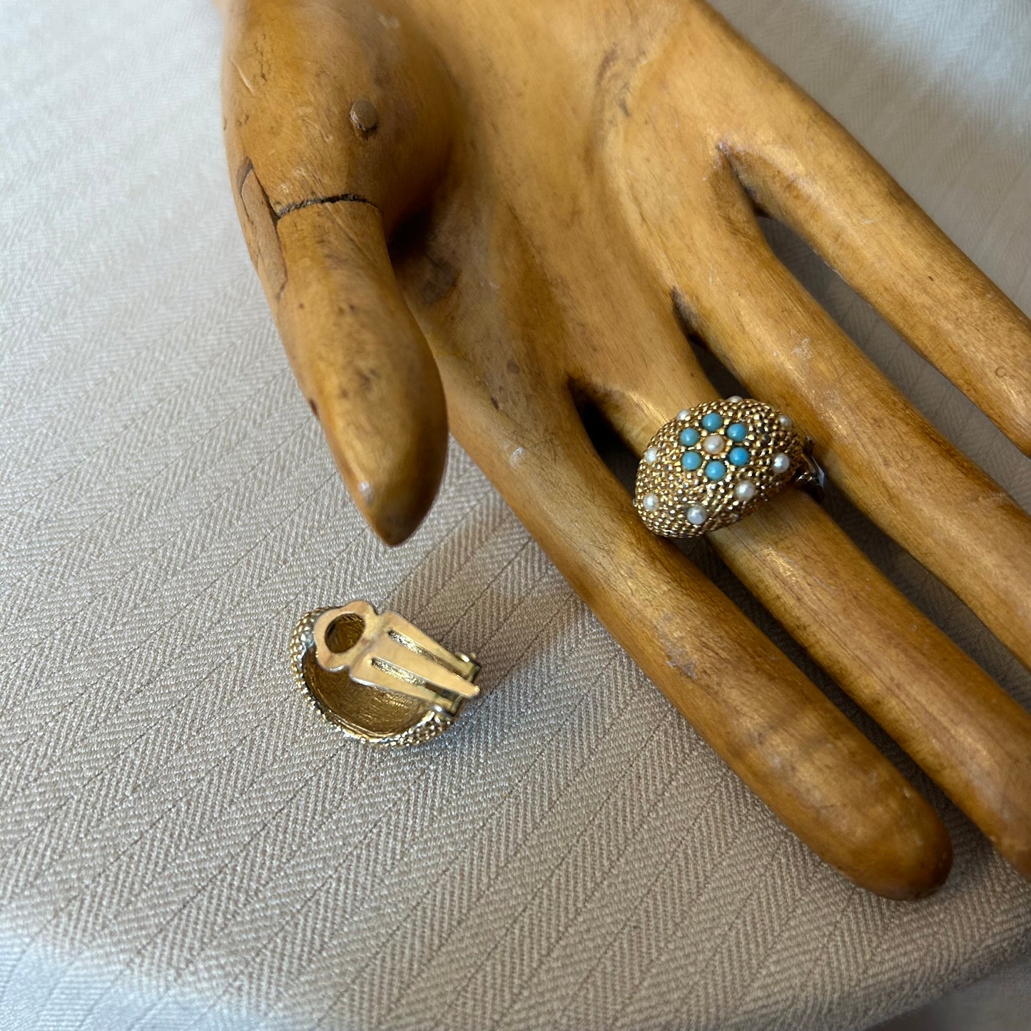 Turquoise Bulbous Clip On