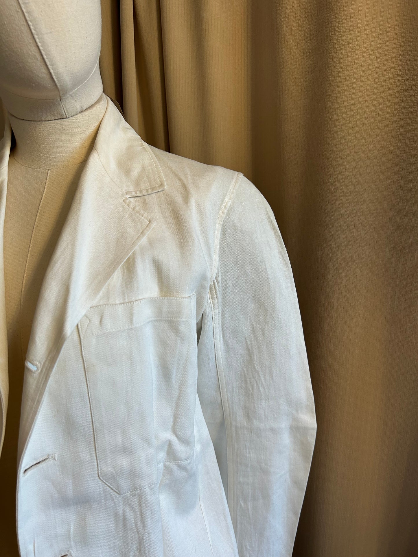 CC41 White Workwear Jacket