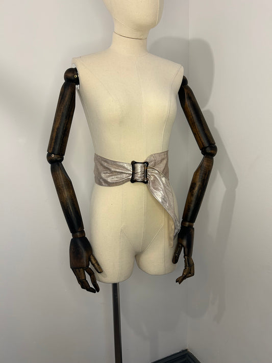 Metalic silver leather belt