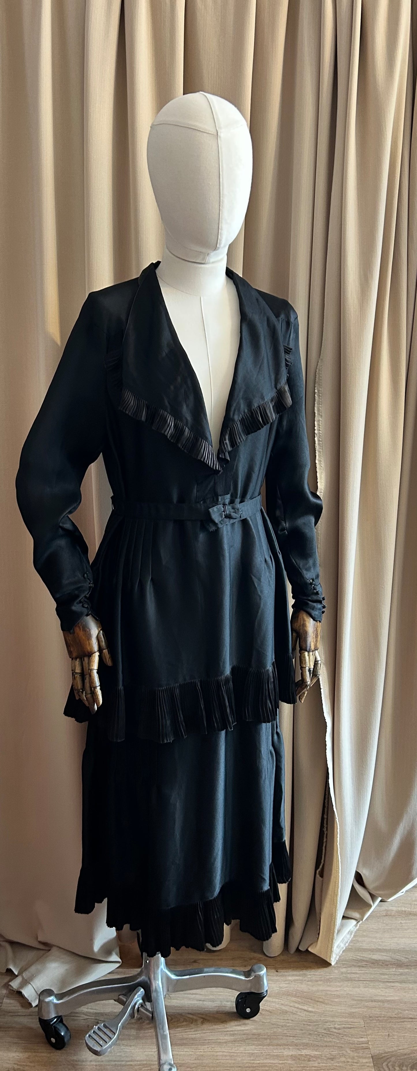 20s Ruffle Satin Dress