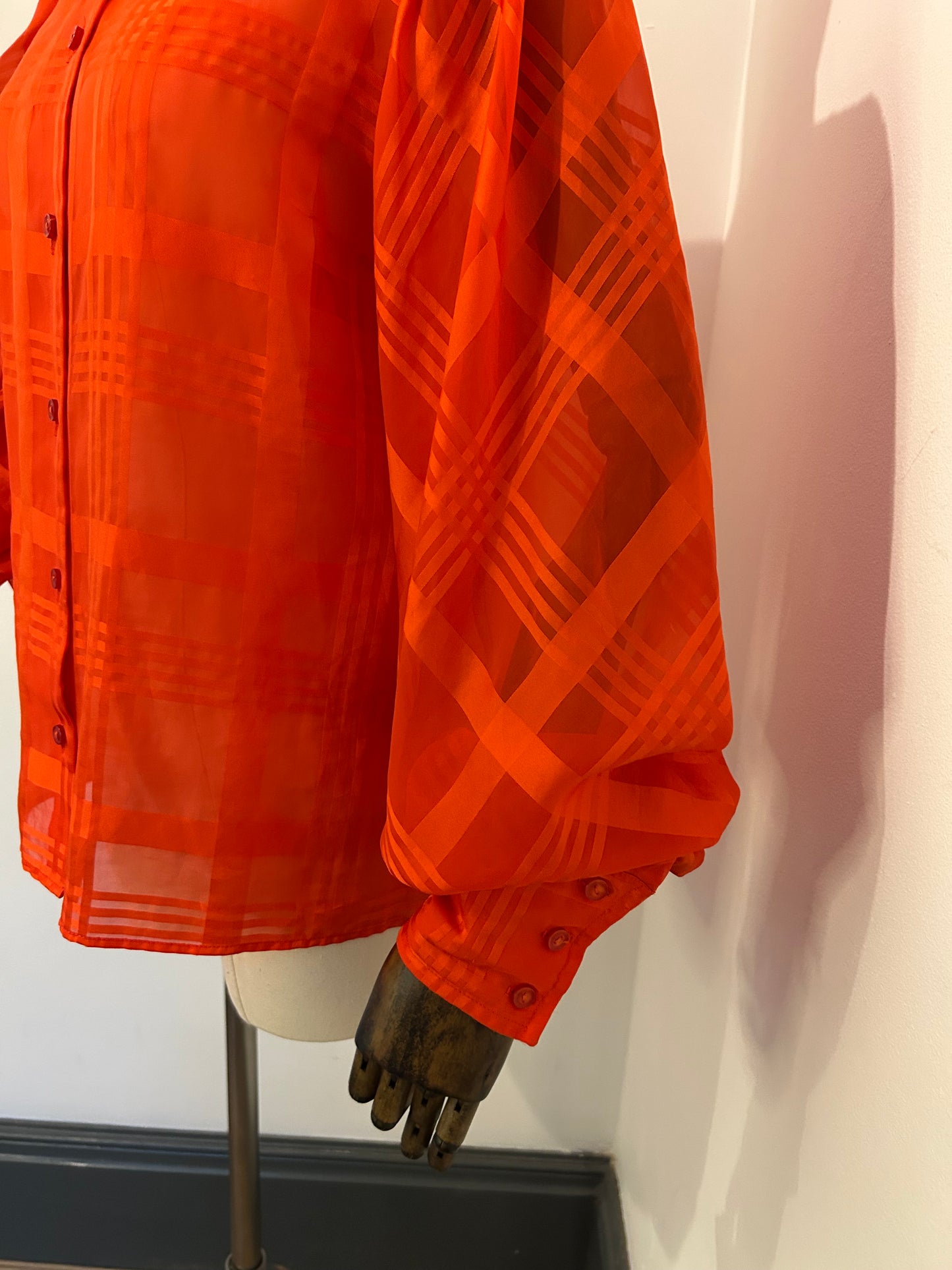 Balloon Sleeve Tomato Blouse