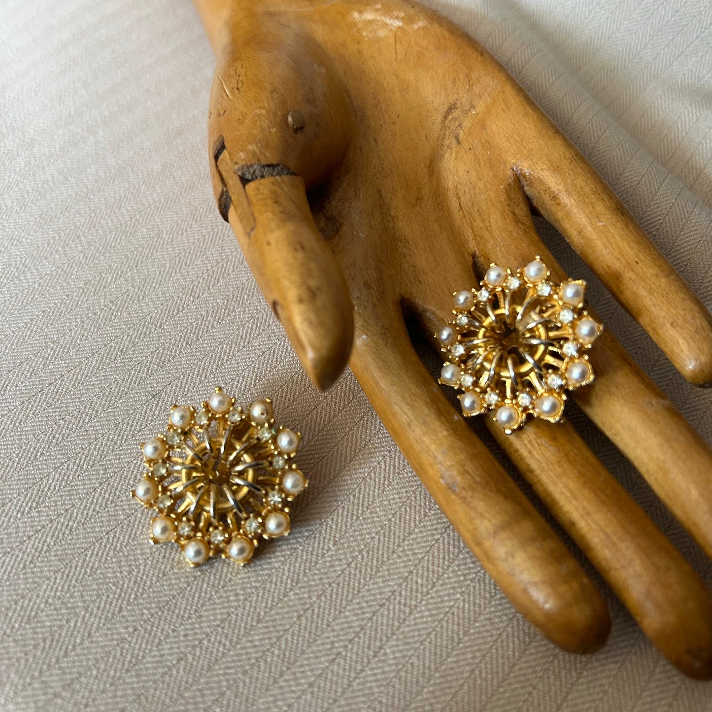 Faux Pearl Burst Earring