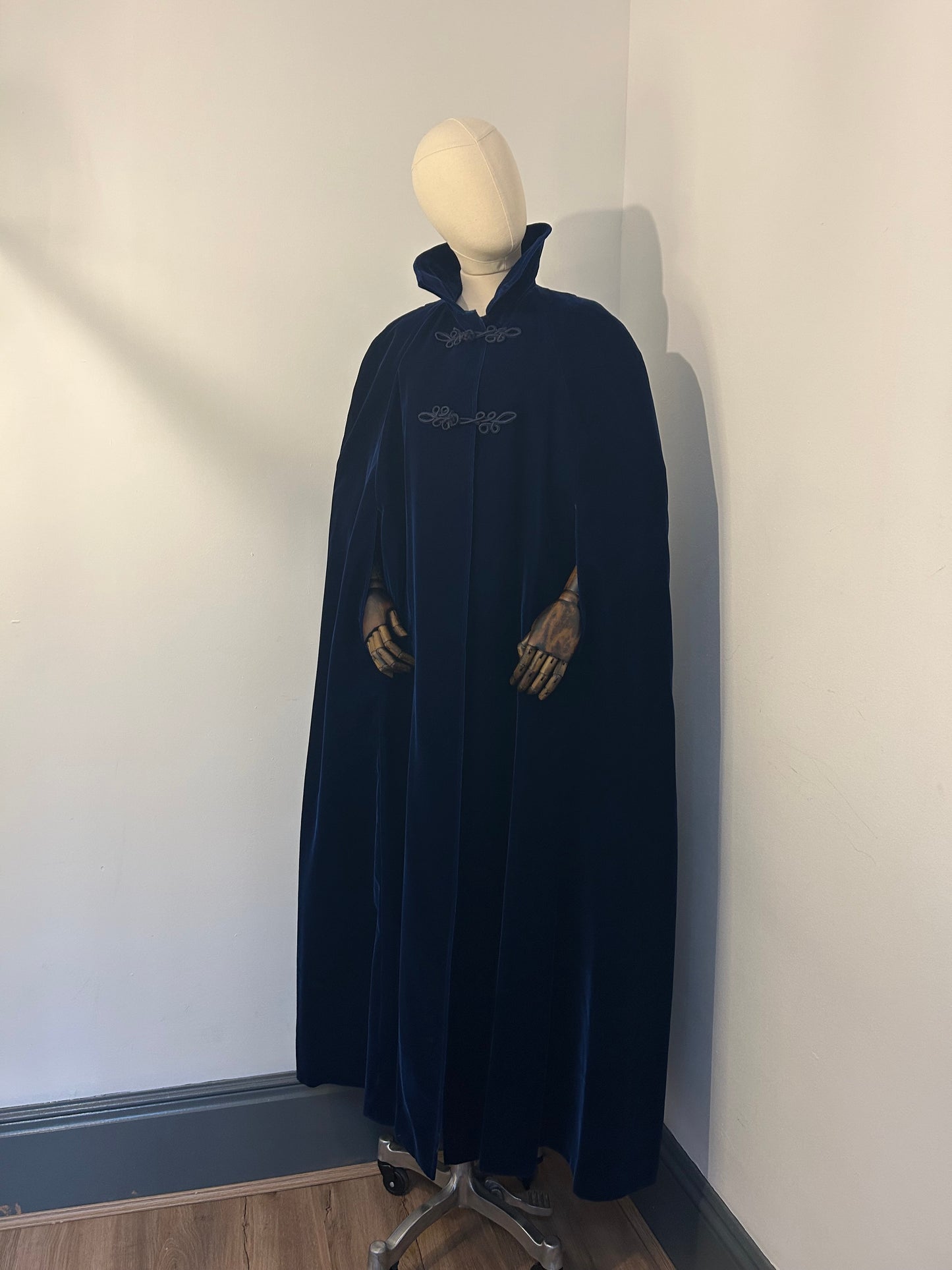 Velvet Cape