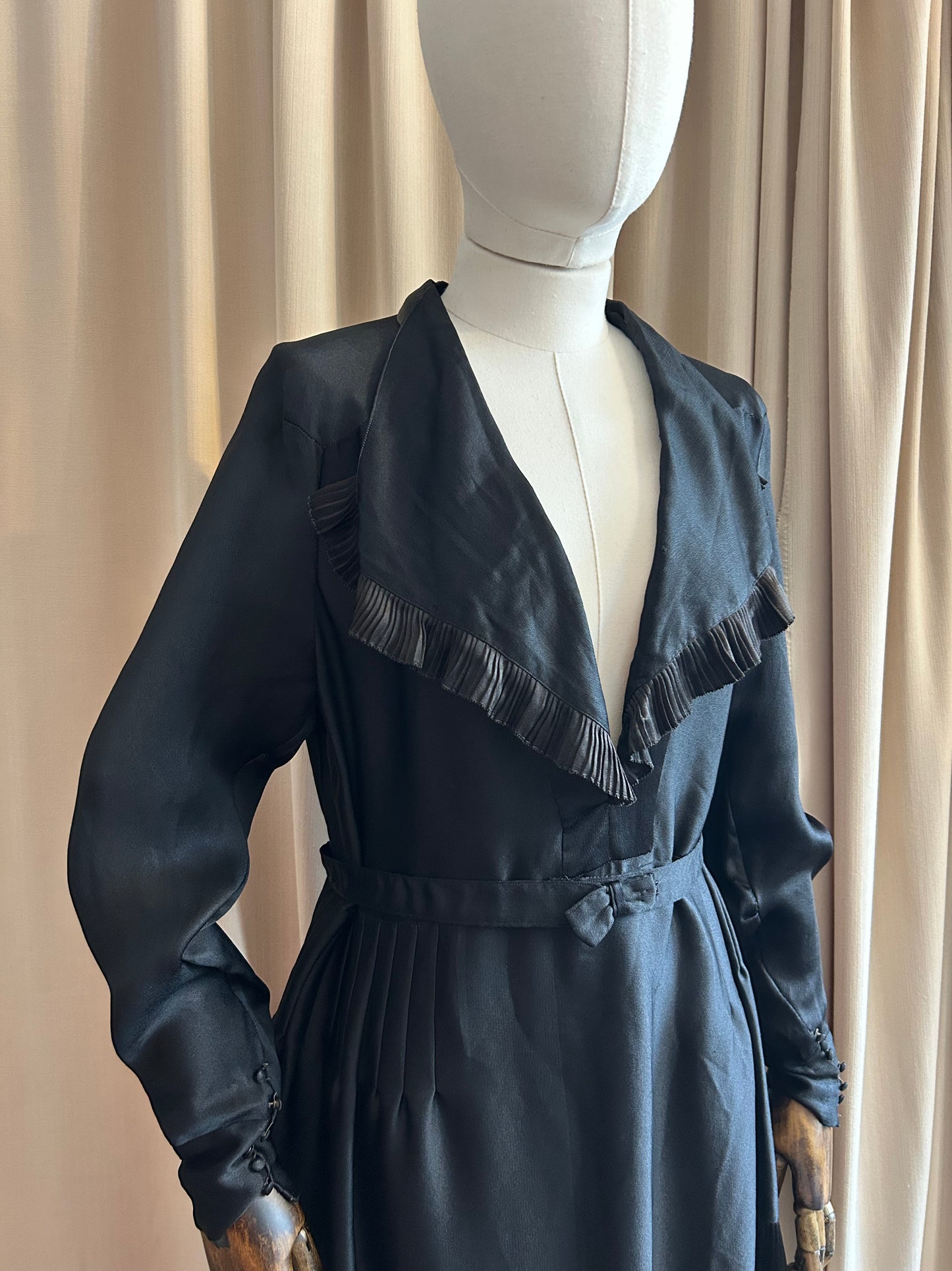 20s Ruffle Satin Dress