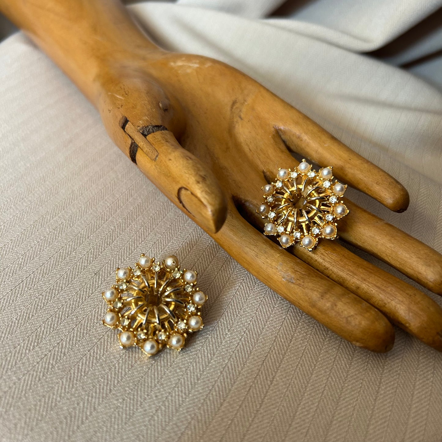 Faux Pearl Burst Earring