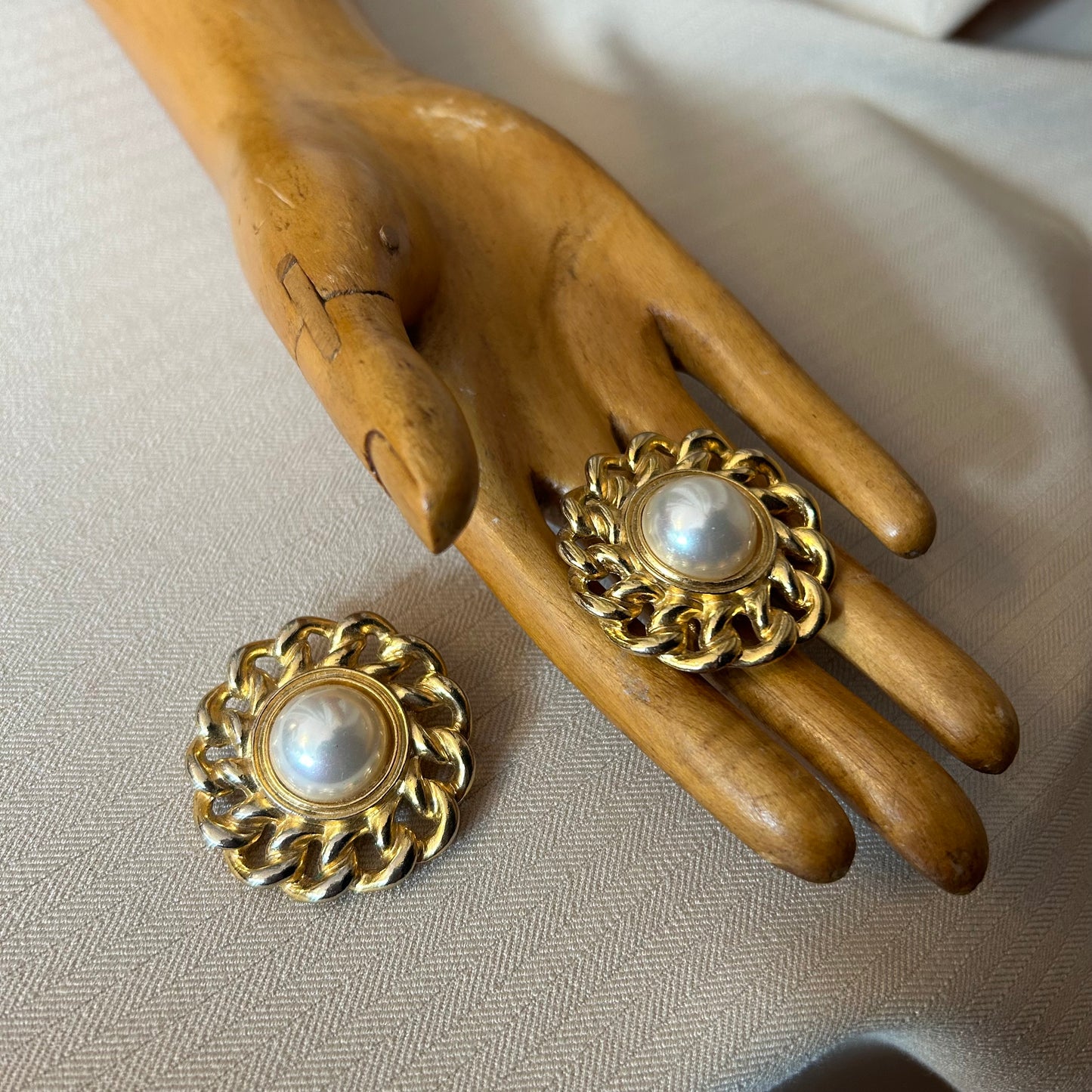 Pearl Centred Statement Clip Ons