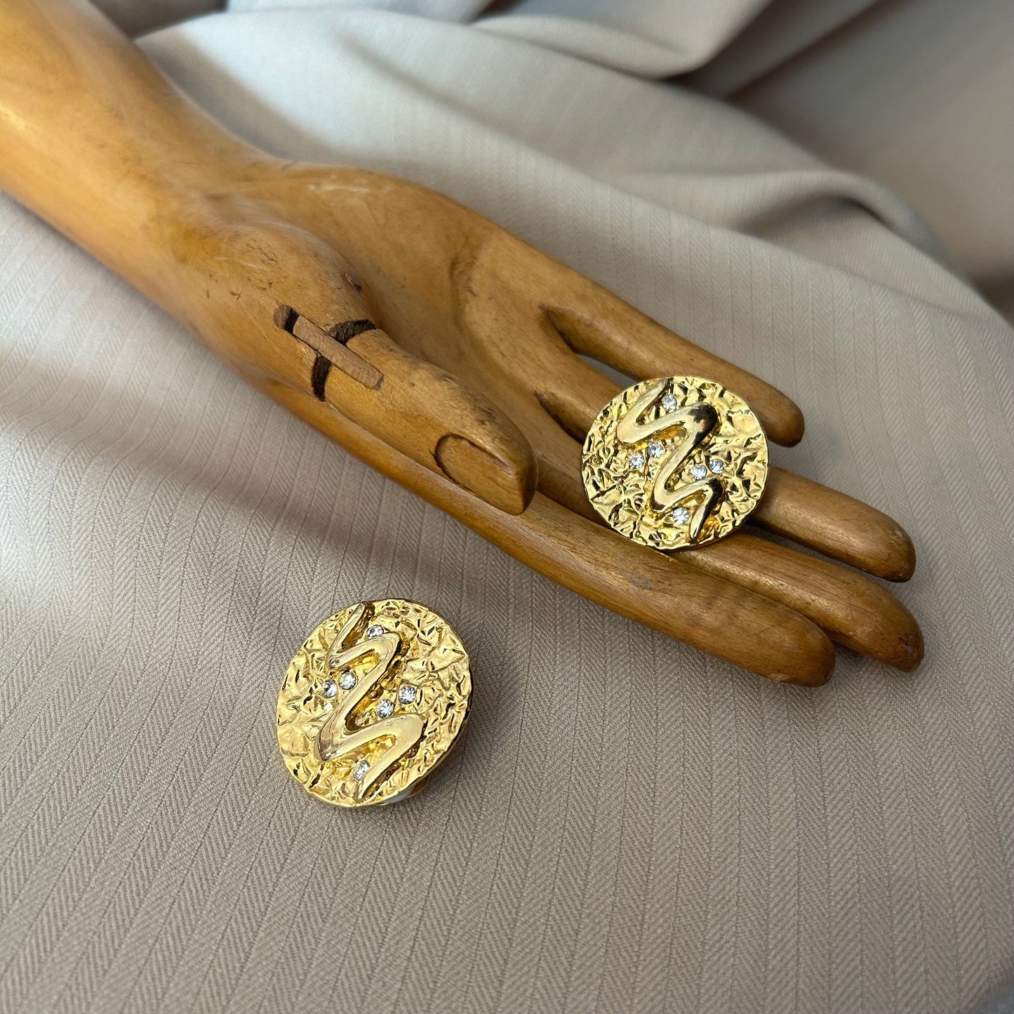 Gold Circle Squiggle Clip On