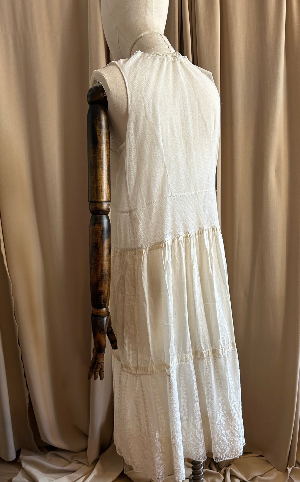 Antique White Slip