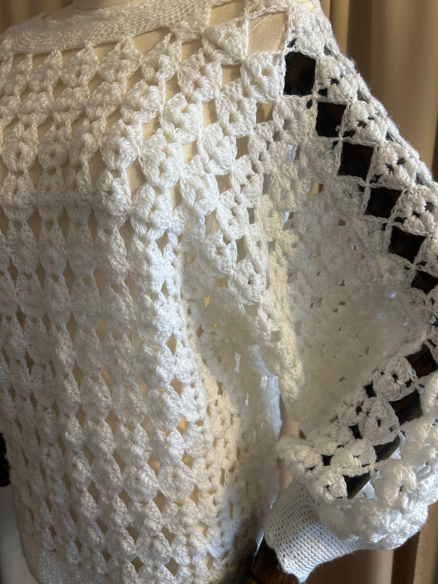 White Crochet Balloon Sleeve Jumper