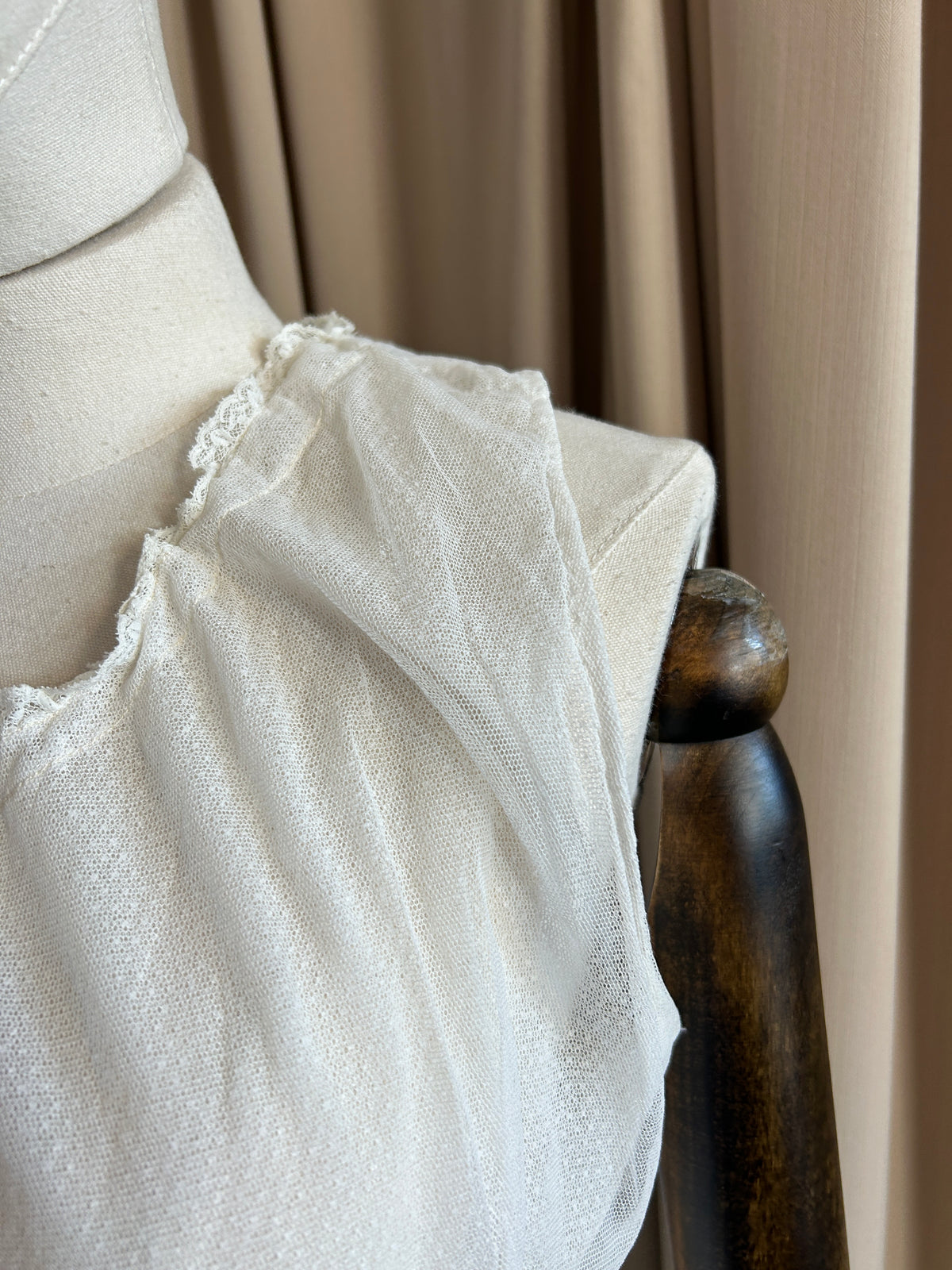 Antique White Slip