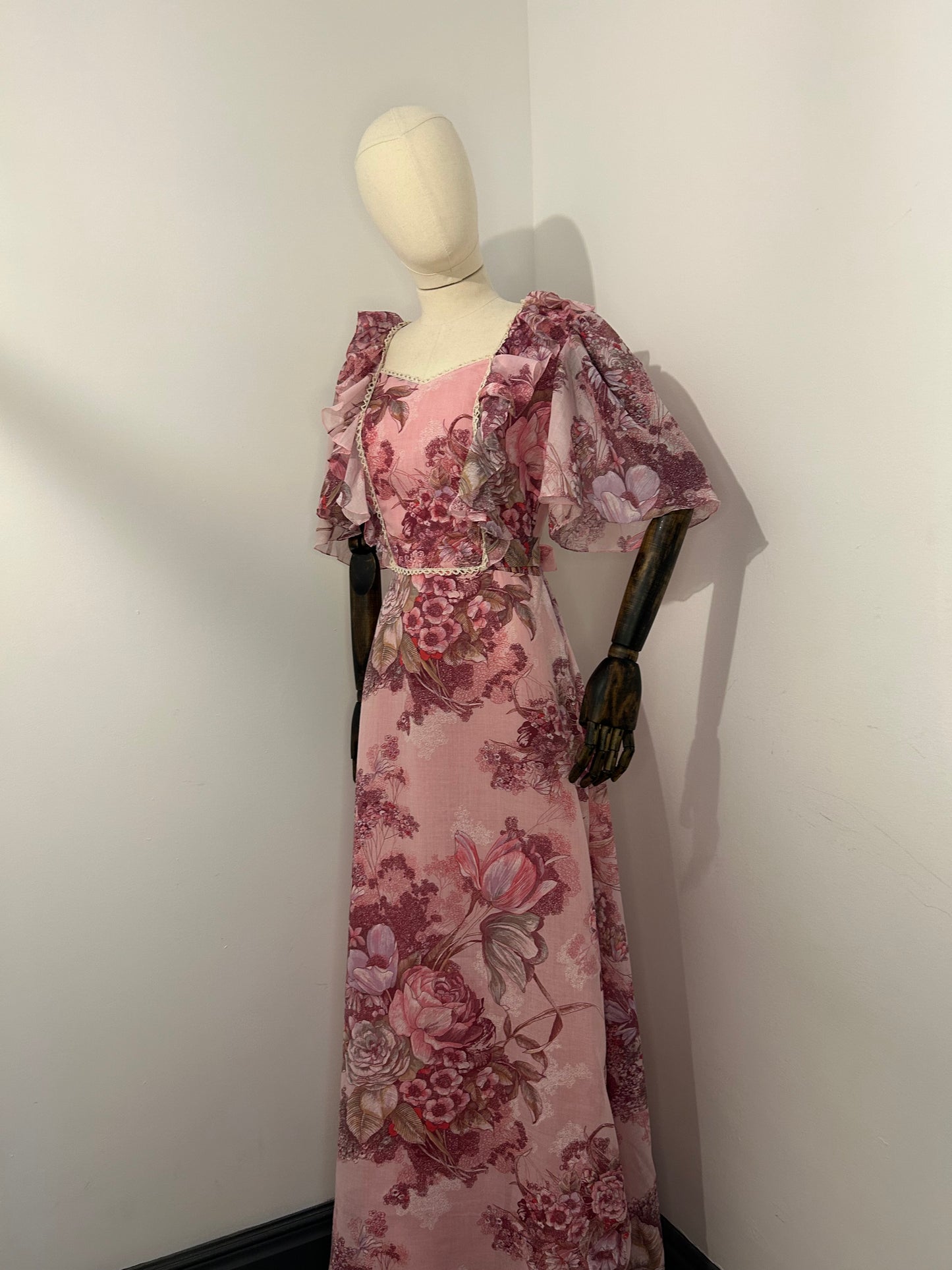 Pink floral angel sleeve dress