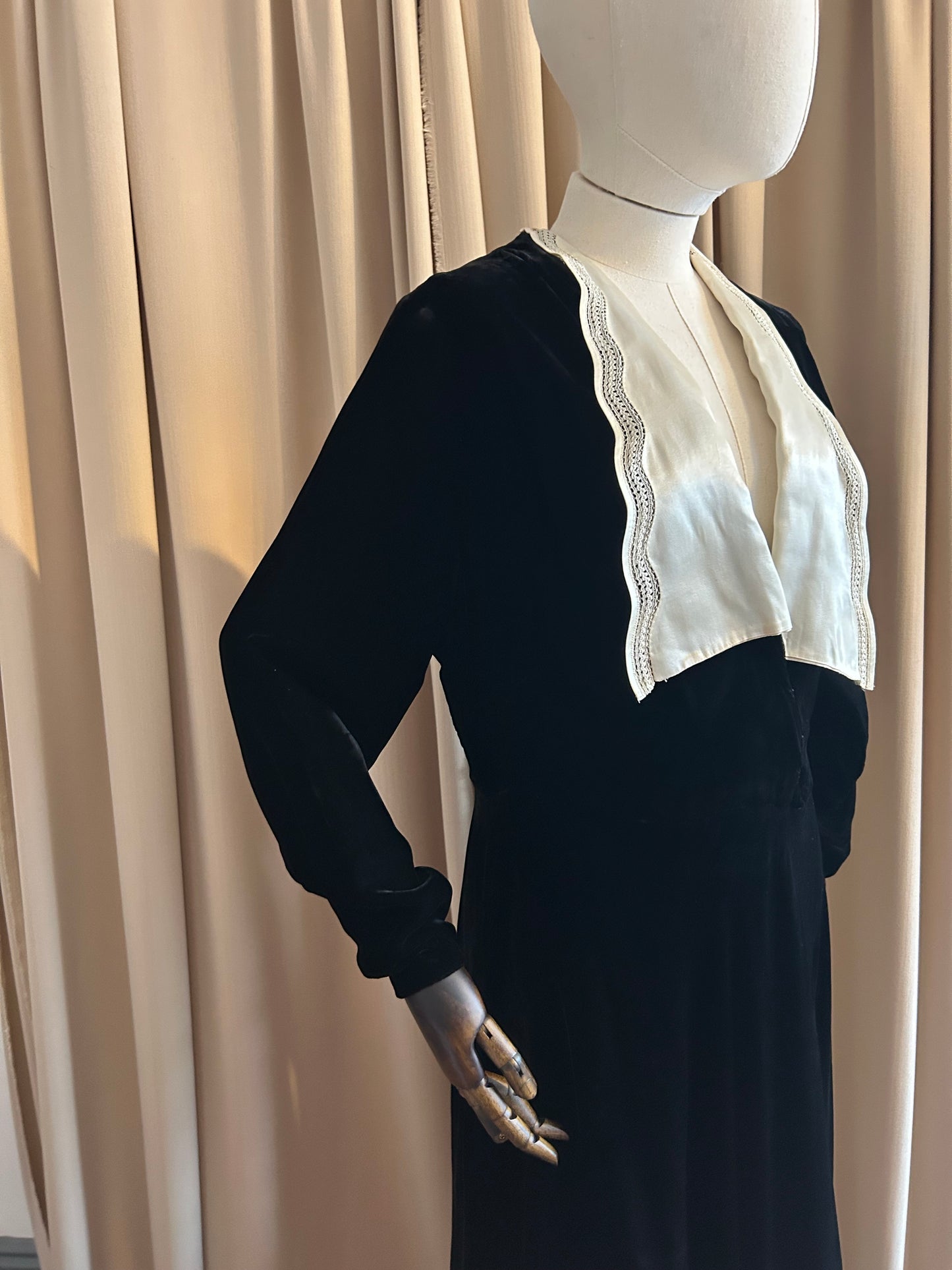 Antique Debenham & Freebody Velvet Gown