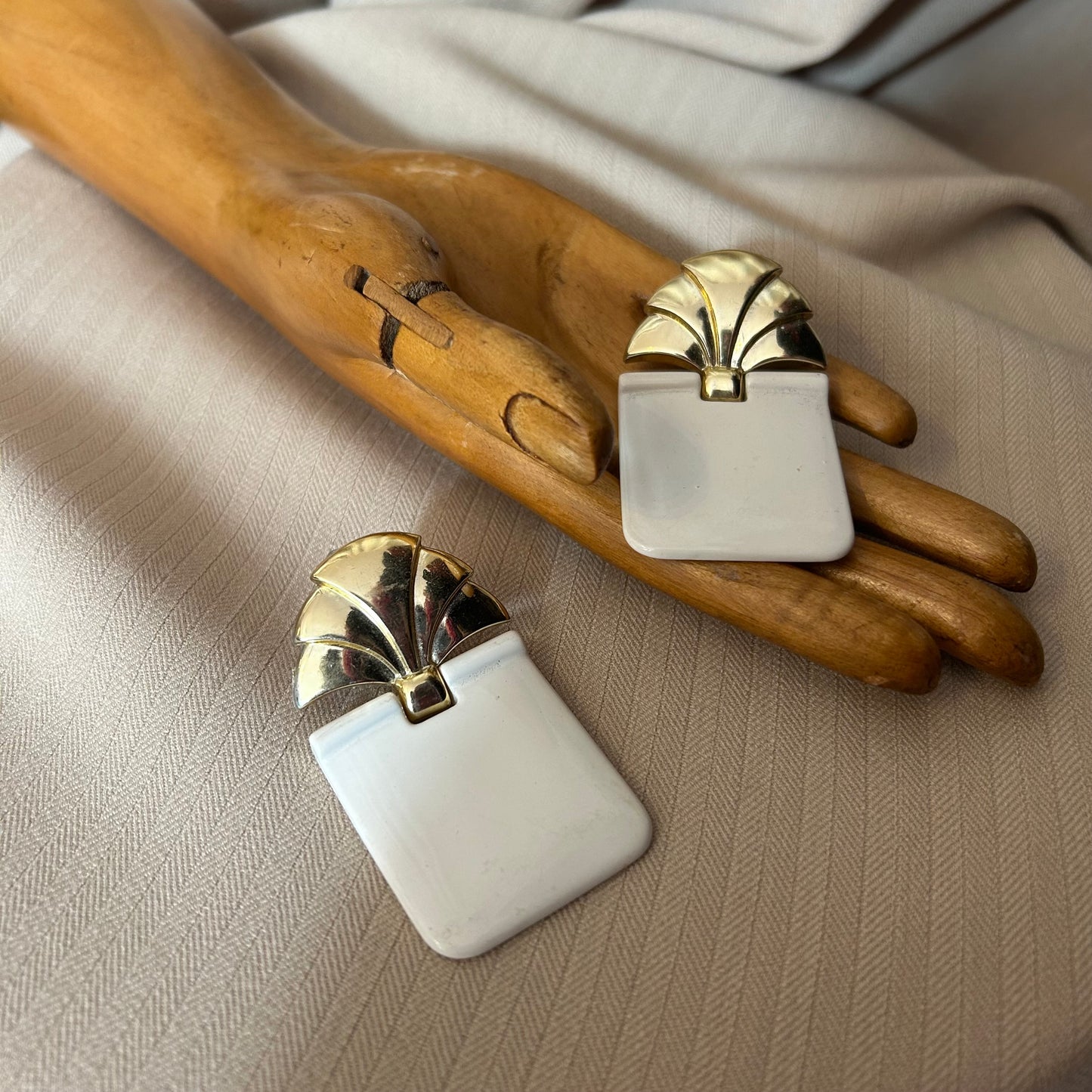 Gold And White Door Knocker Clip On