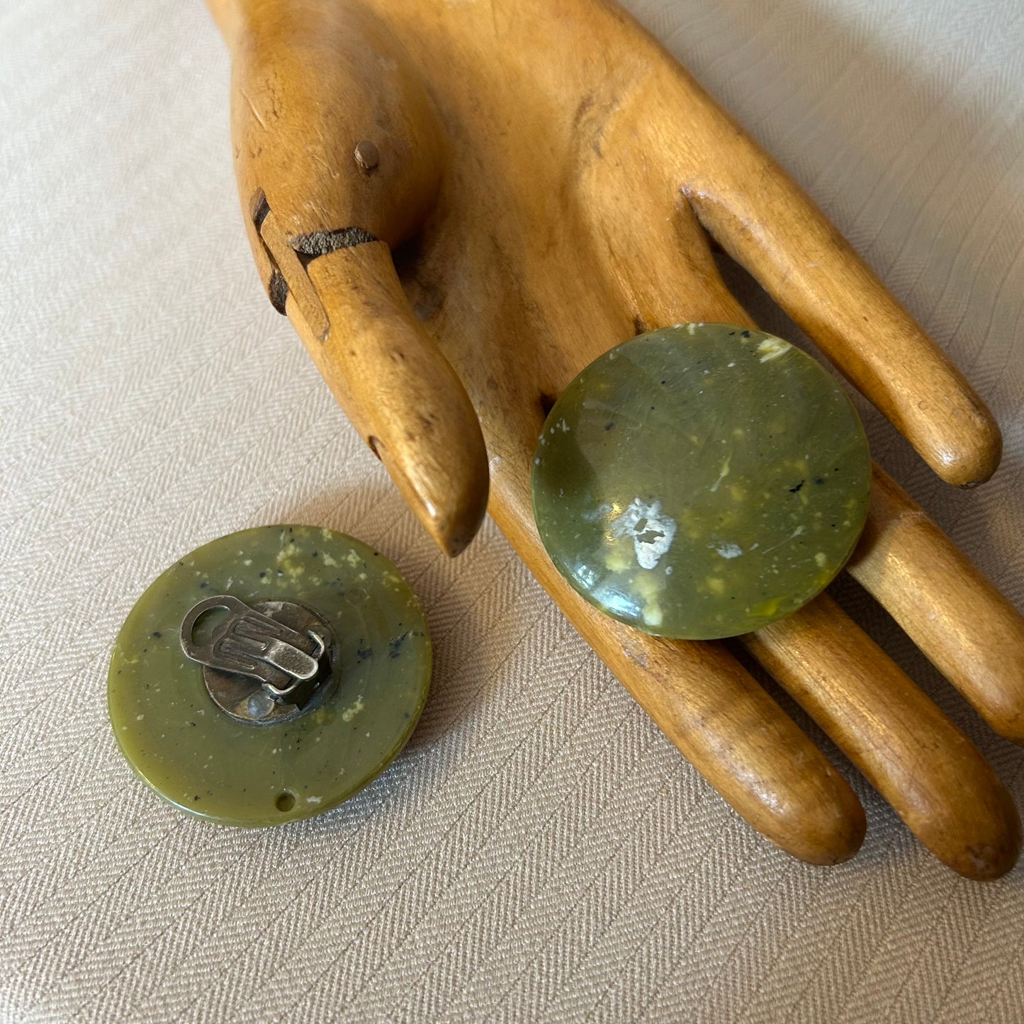 Lucite Green Slap Clip On