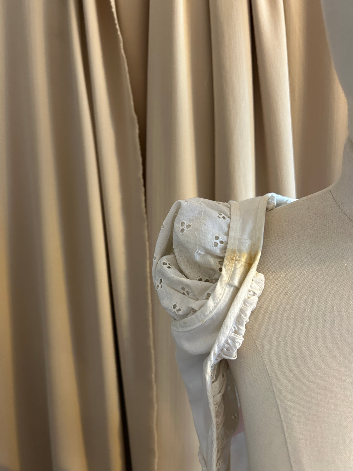 Brodierie Anglais Gown