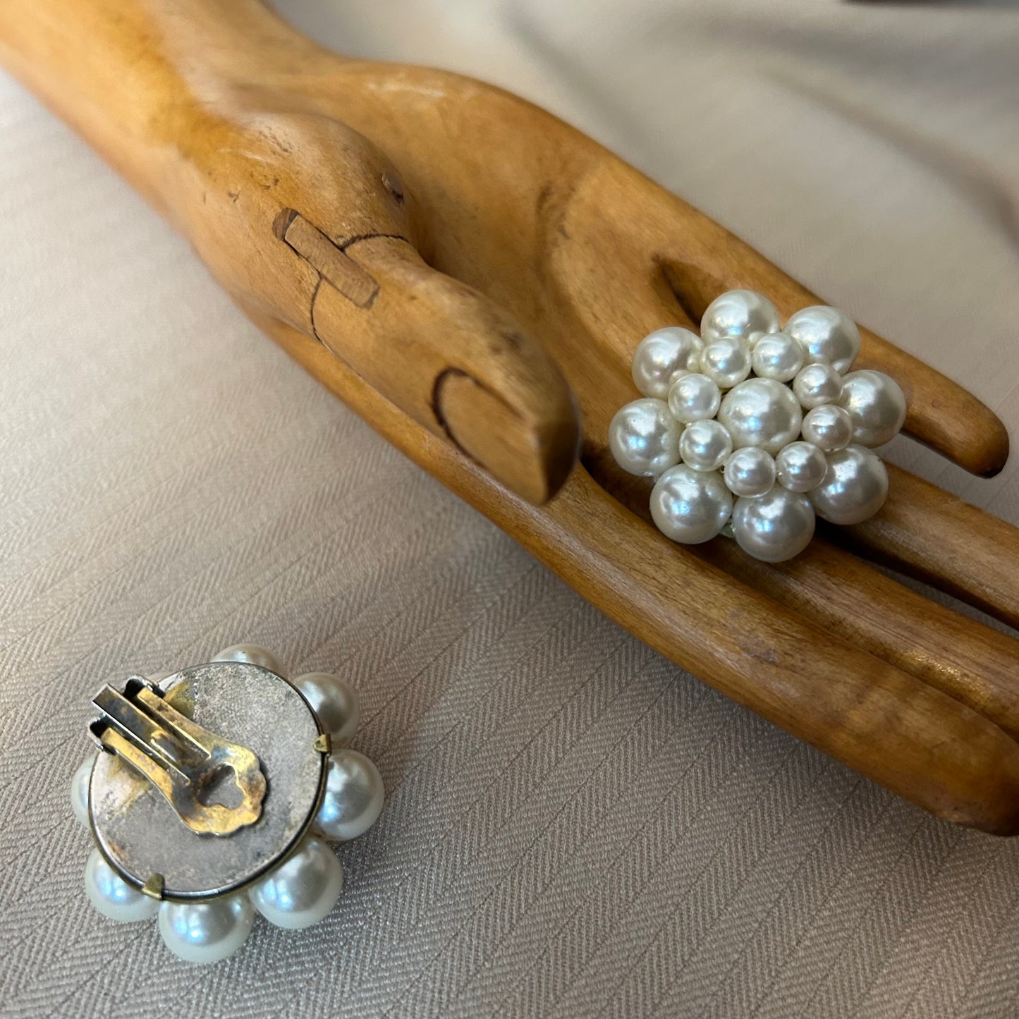 Pearl Cluster Clip Ons