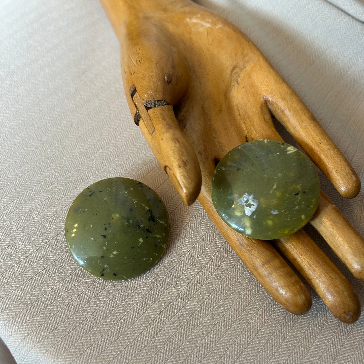 Lucite Green Slap Clip On