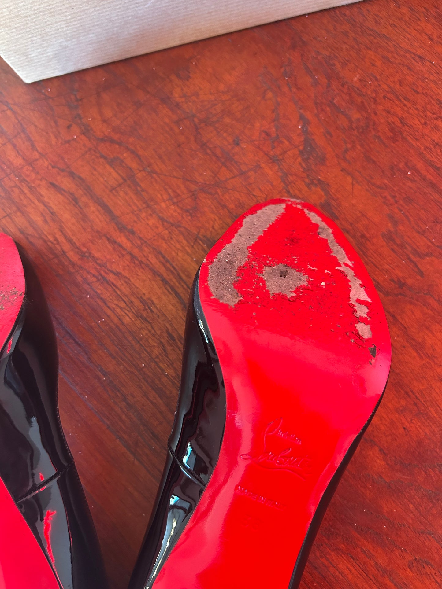 Louboutin YouYou 100 Pumps