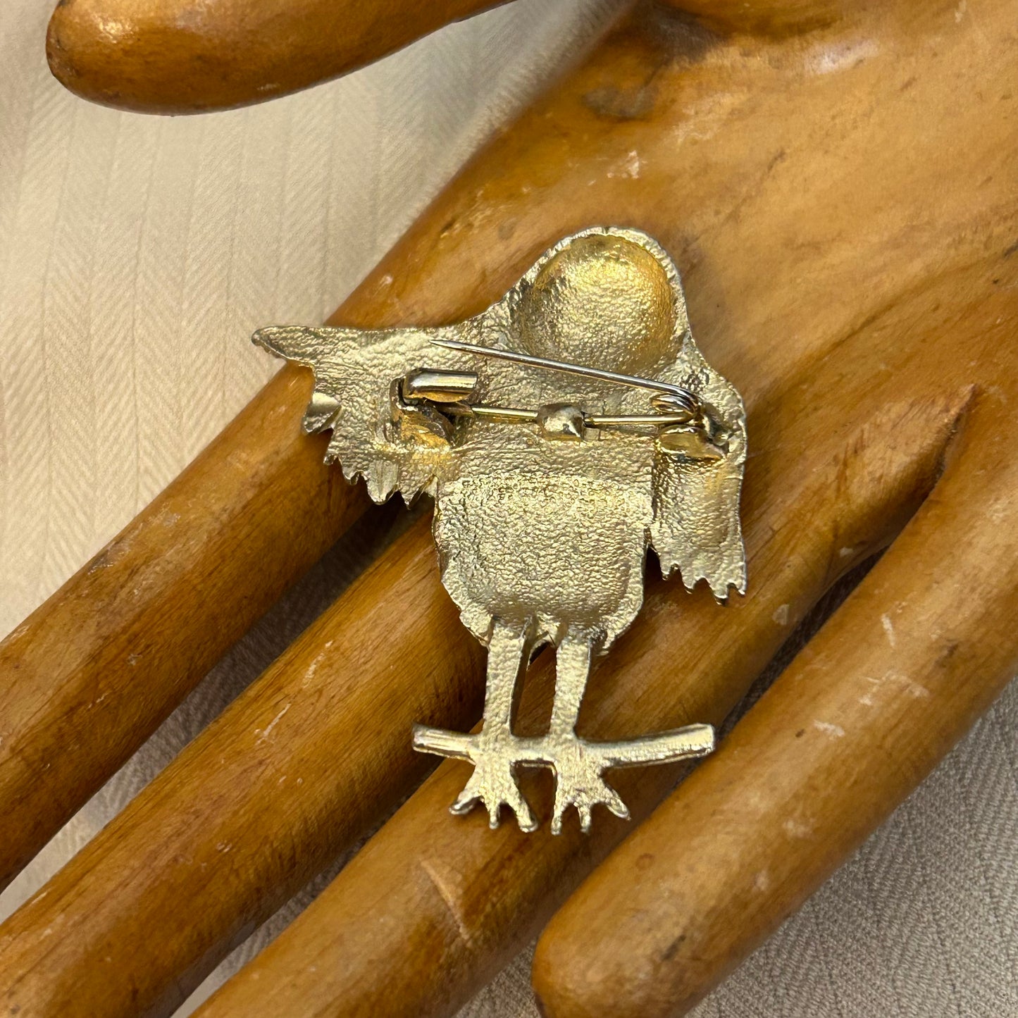 Buzby Bird Brooch