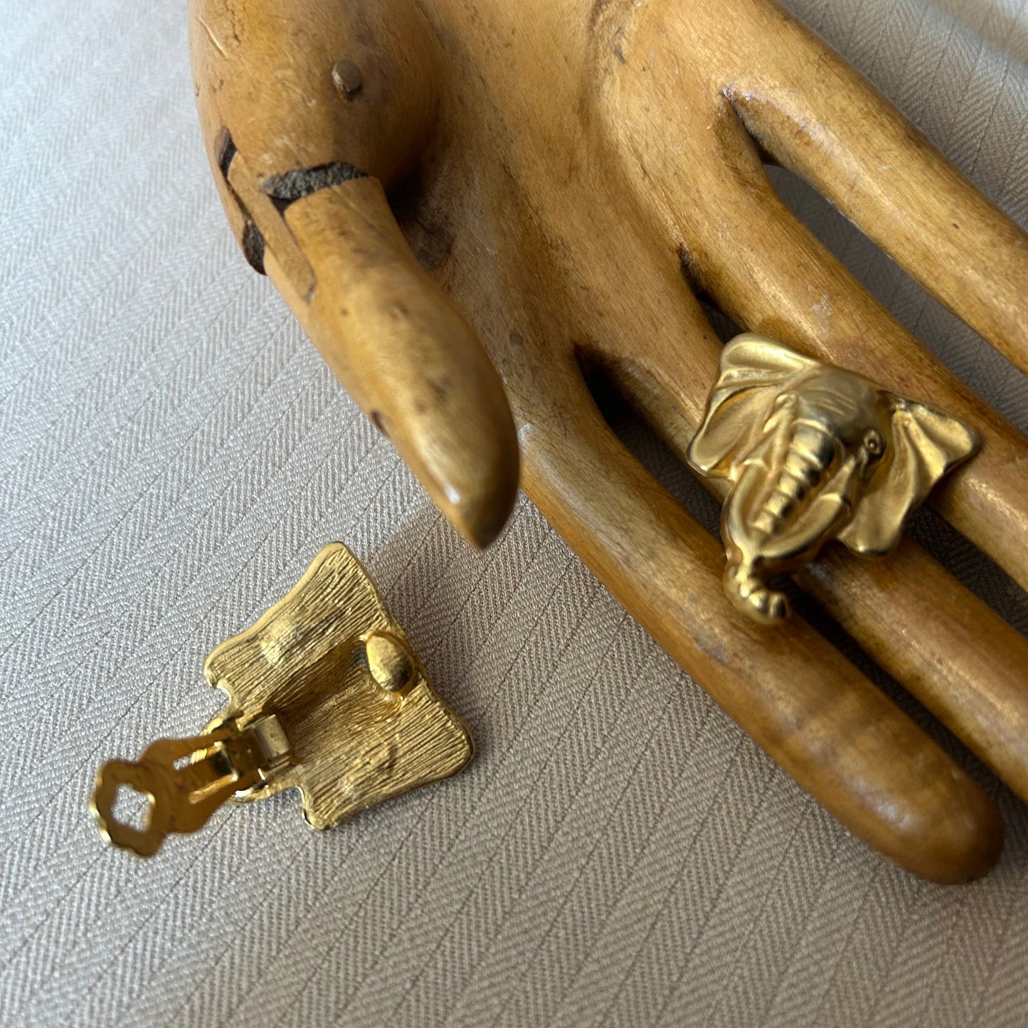 Elephant Clip On
