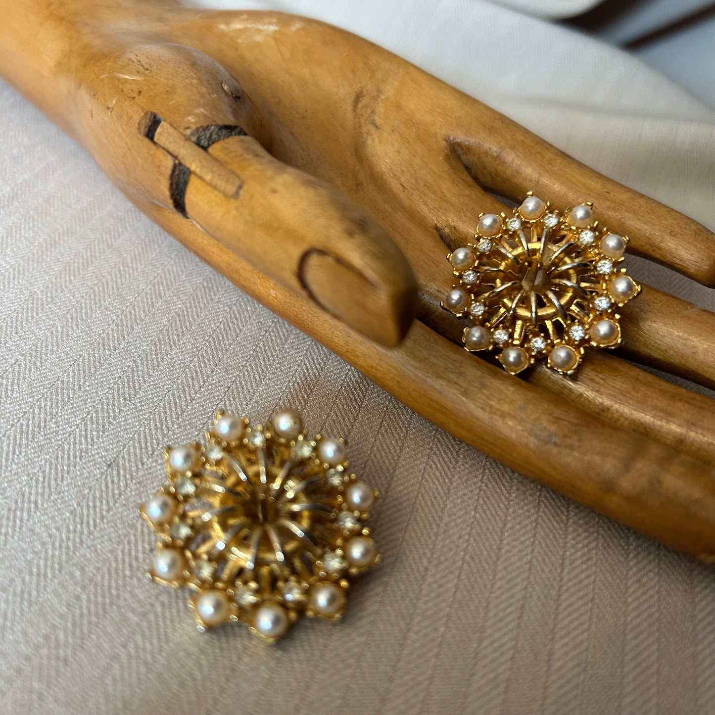 Faux Pearl Burst Earring