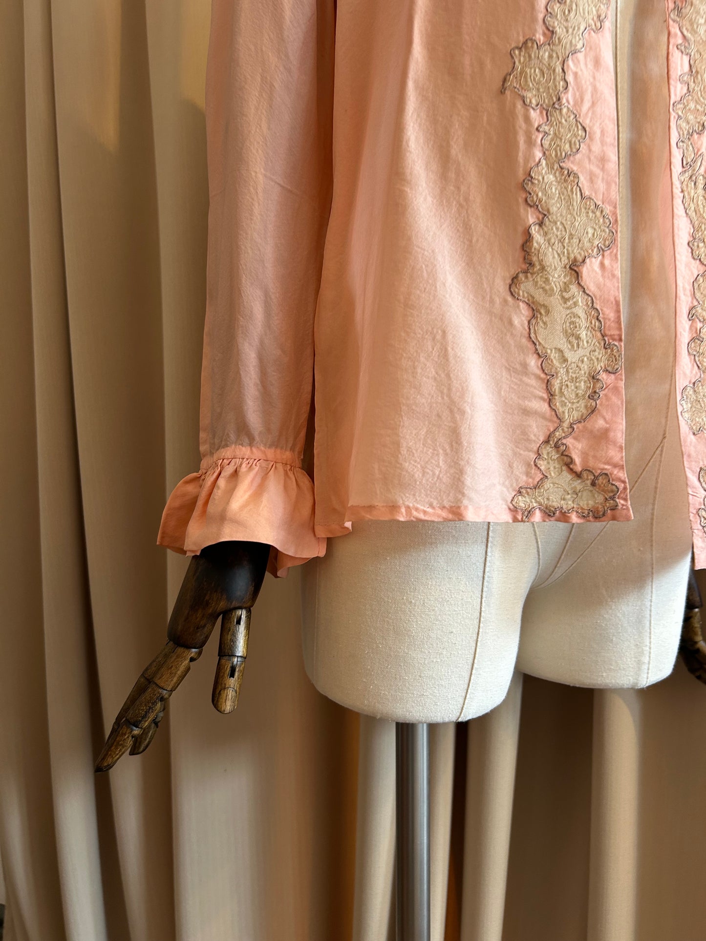 Late 20s Peach Silk Bed Jacket