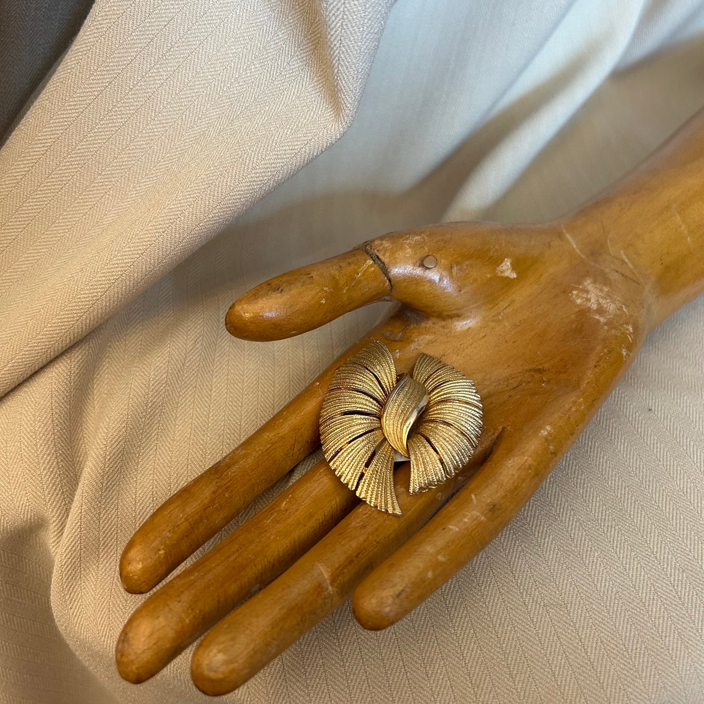 Gold Tone Brooch