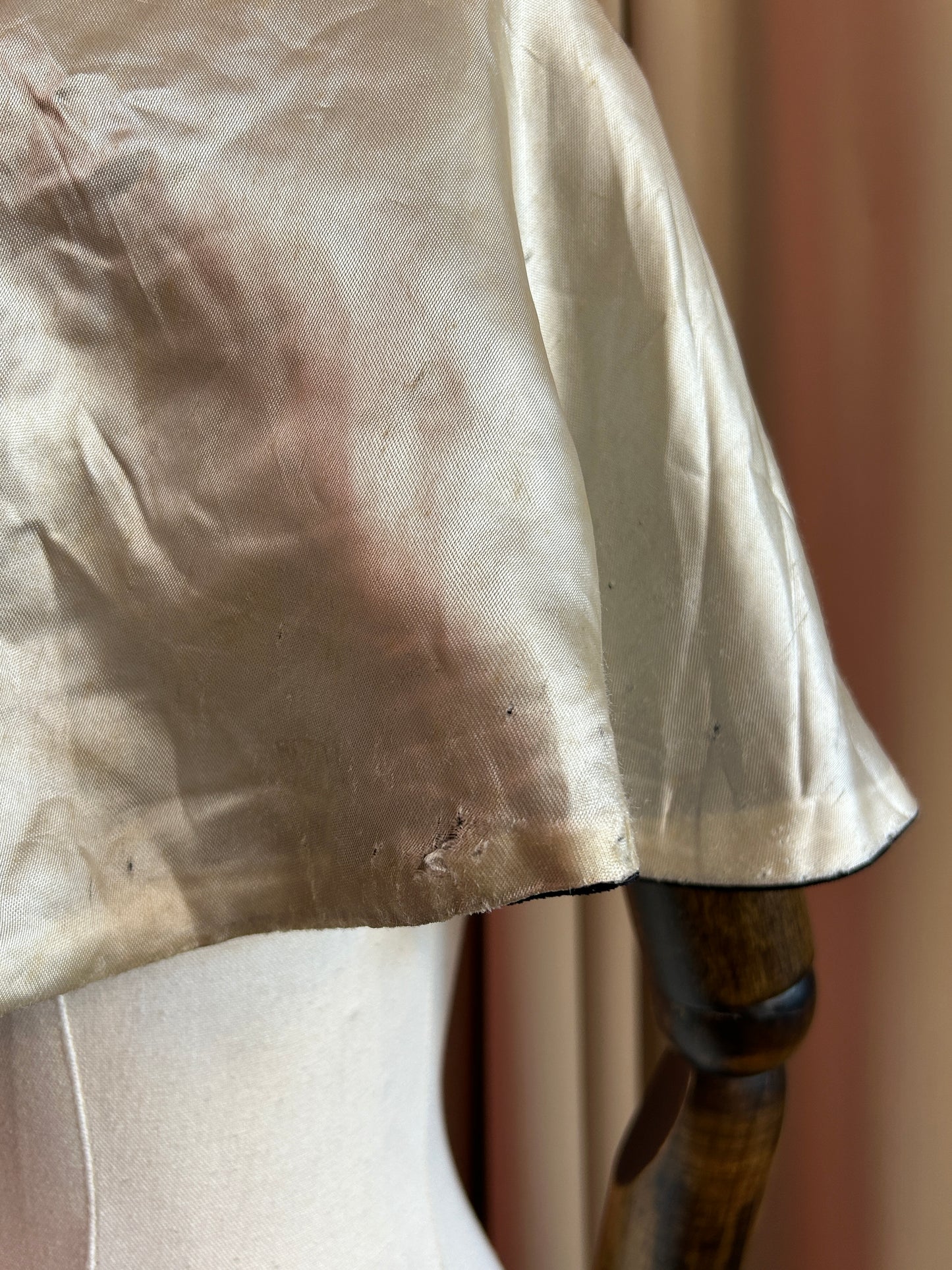 Short Velvet Cape