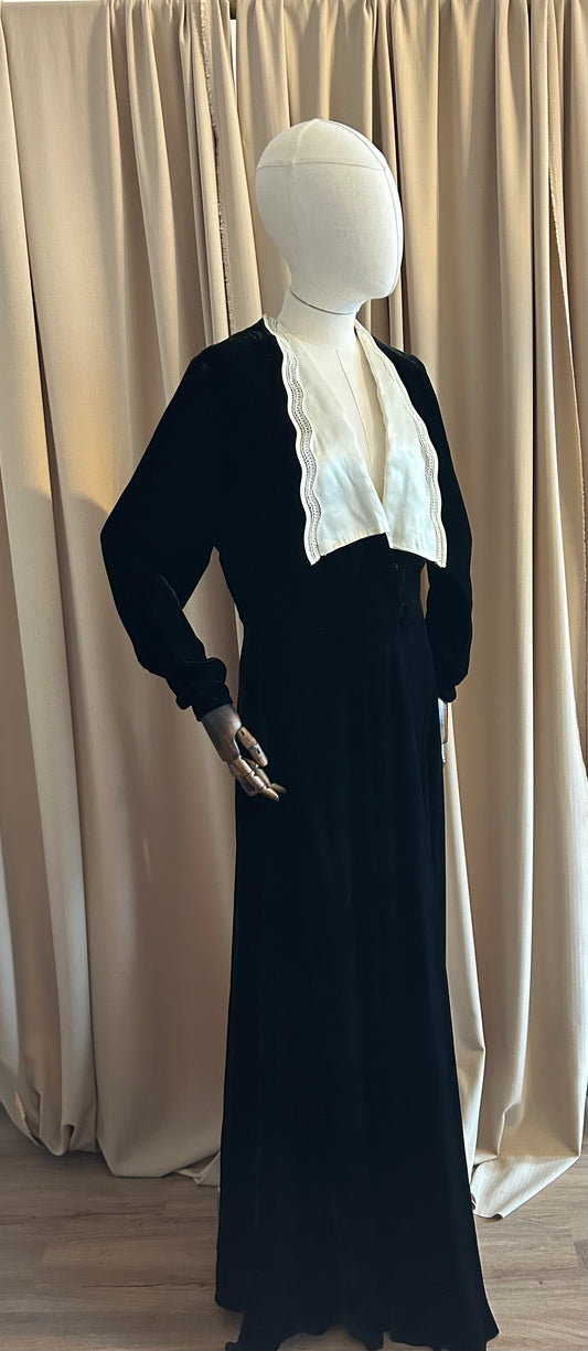 Antique Debenham & Freebody Velvet Gown