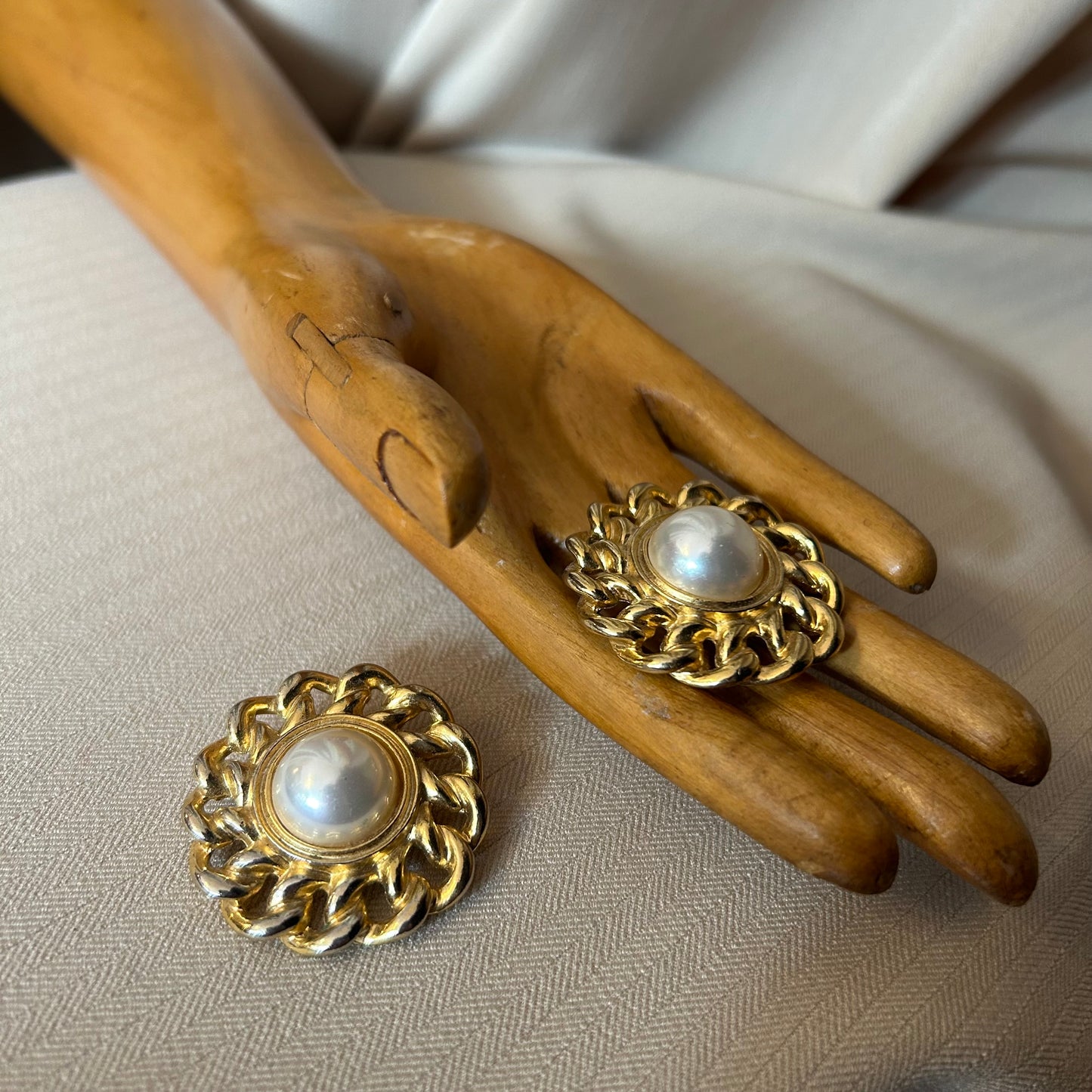 Pearl Centred Statement Clip Ons