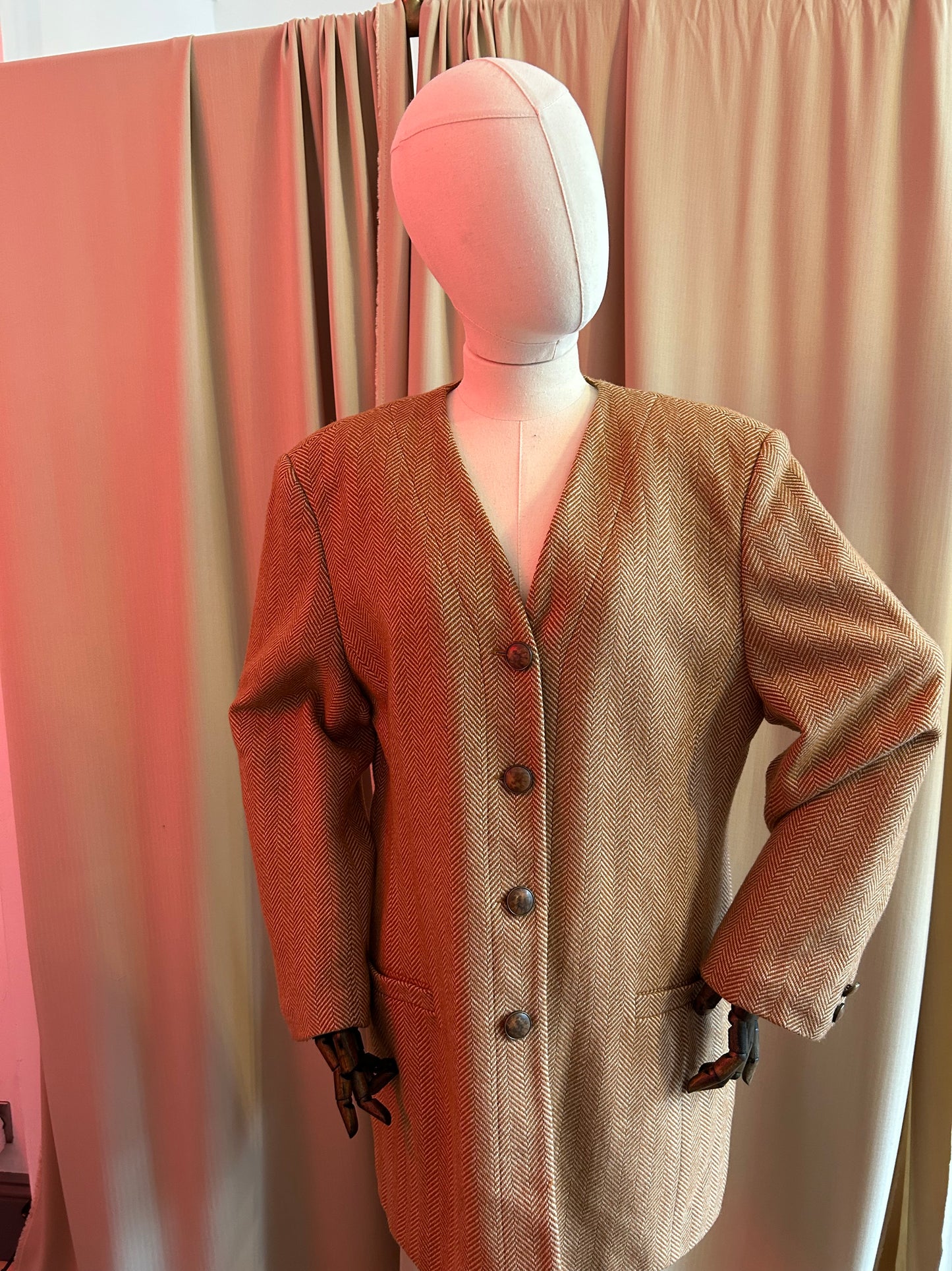 Relaxed Collarless Blazer