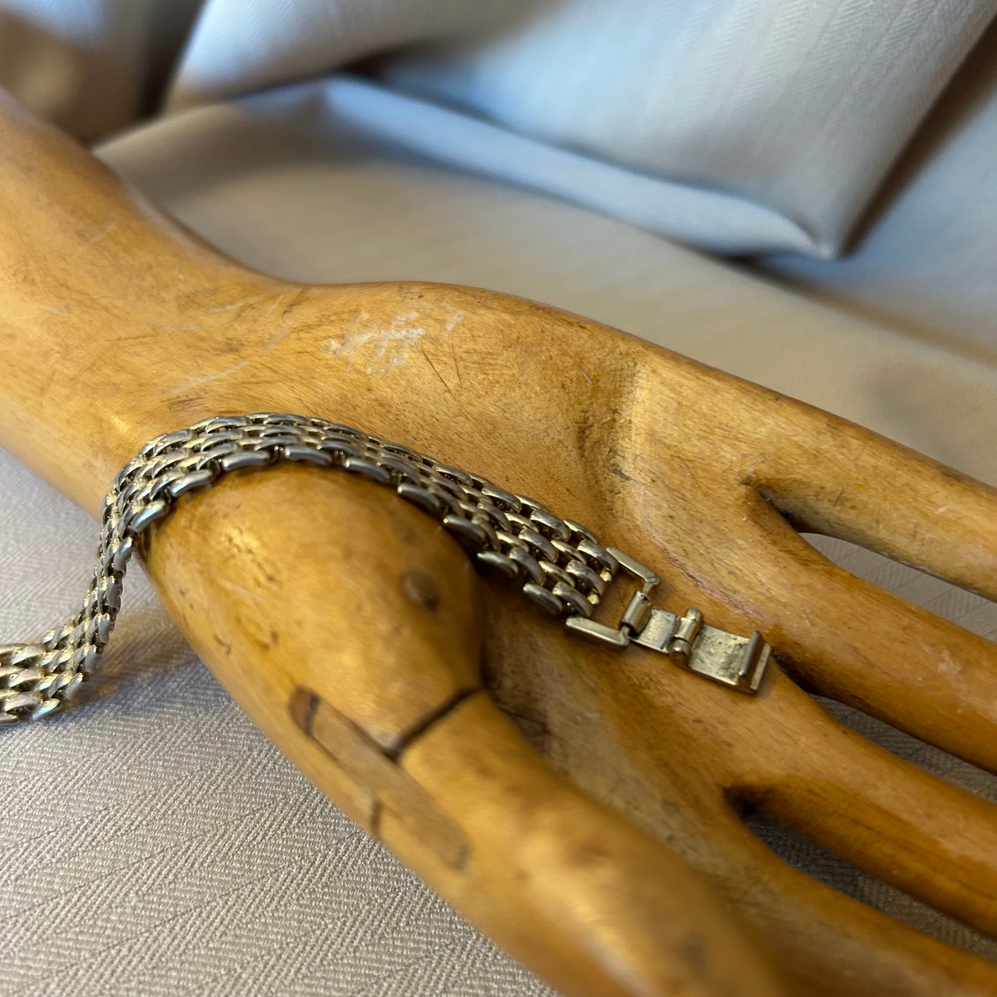 Narrow Mesh Brick Link Bracelet